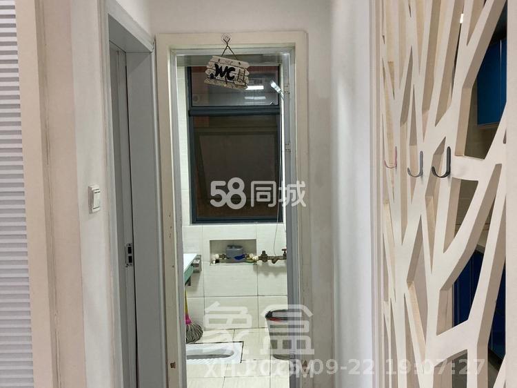 长盛岚庭  1室2厅1卫   1800.00元/月室内图