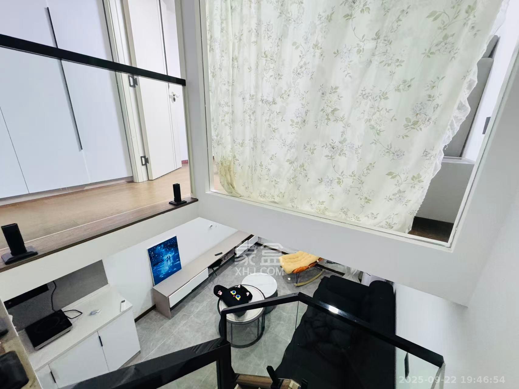 力高凤凰新天  2室1厅1卫    2000.0元/月 力高凤凰新天  2室1厅1卫    2000.0元/月室内图