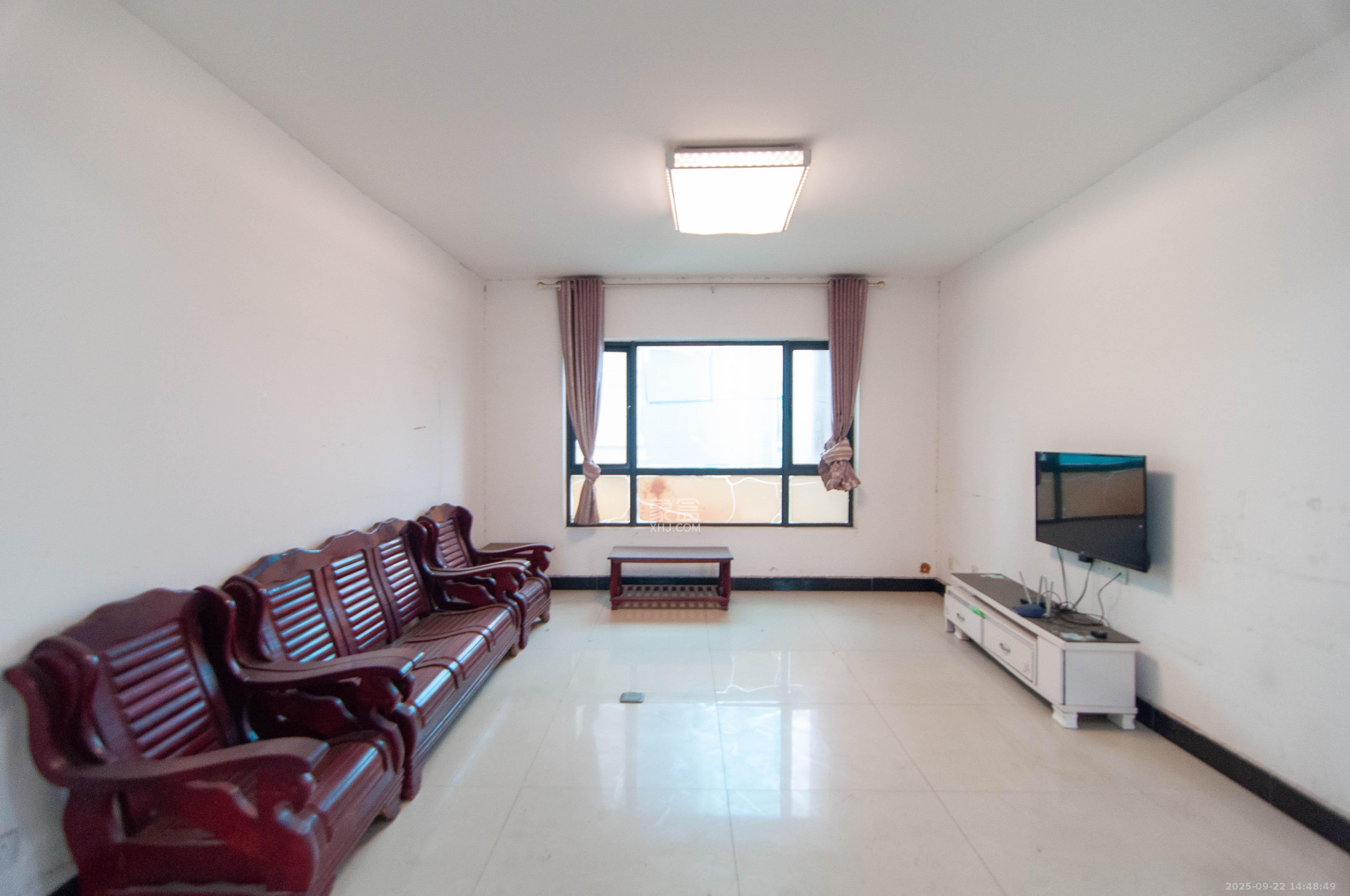 中海梅溪湖壹号  3室2厅2卫    165.0万