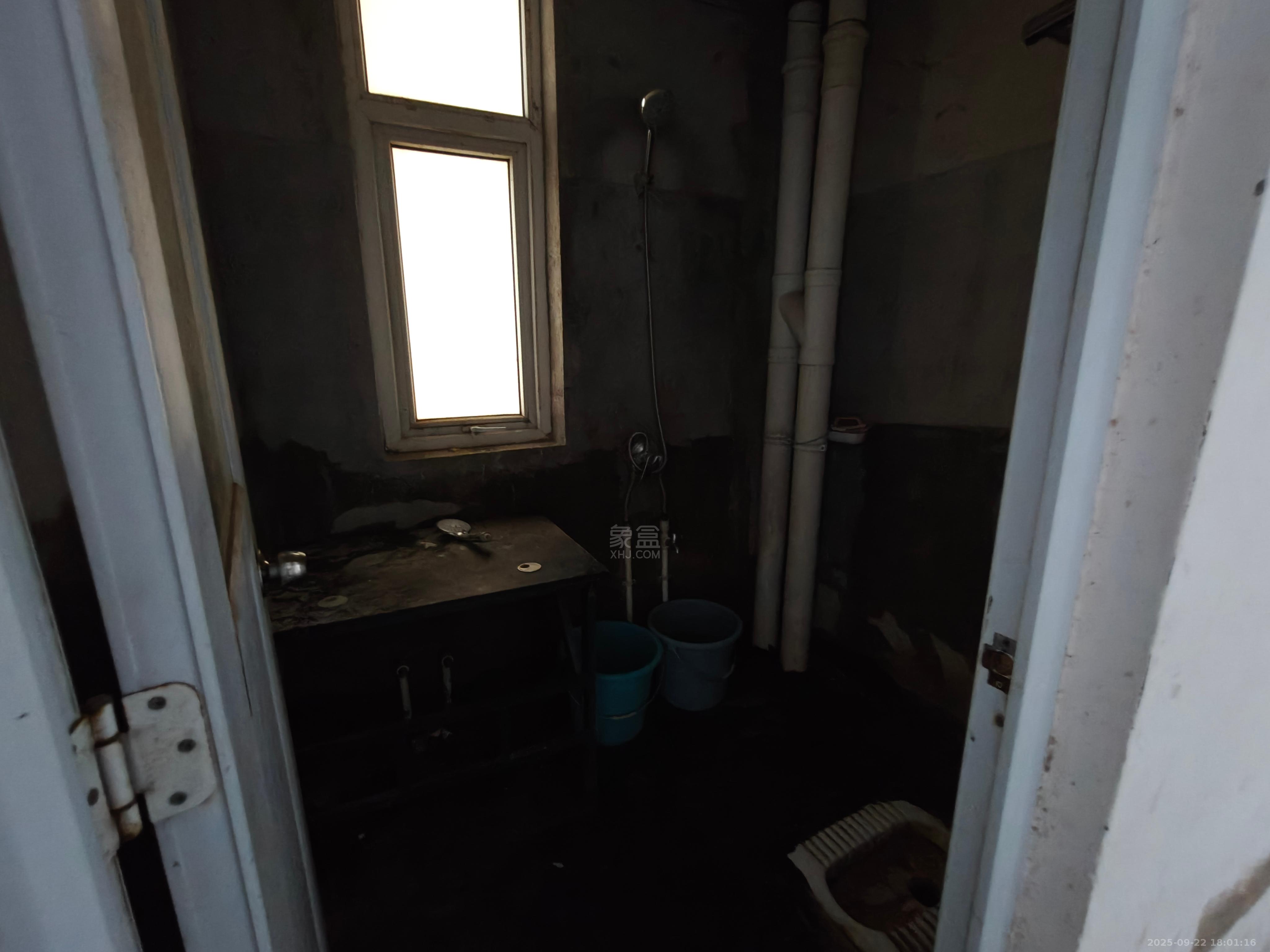 佳兆业金域天下三期  3室2厅2卫    1500.0元/月室内图