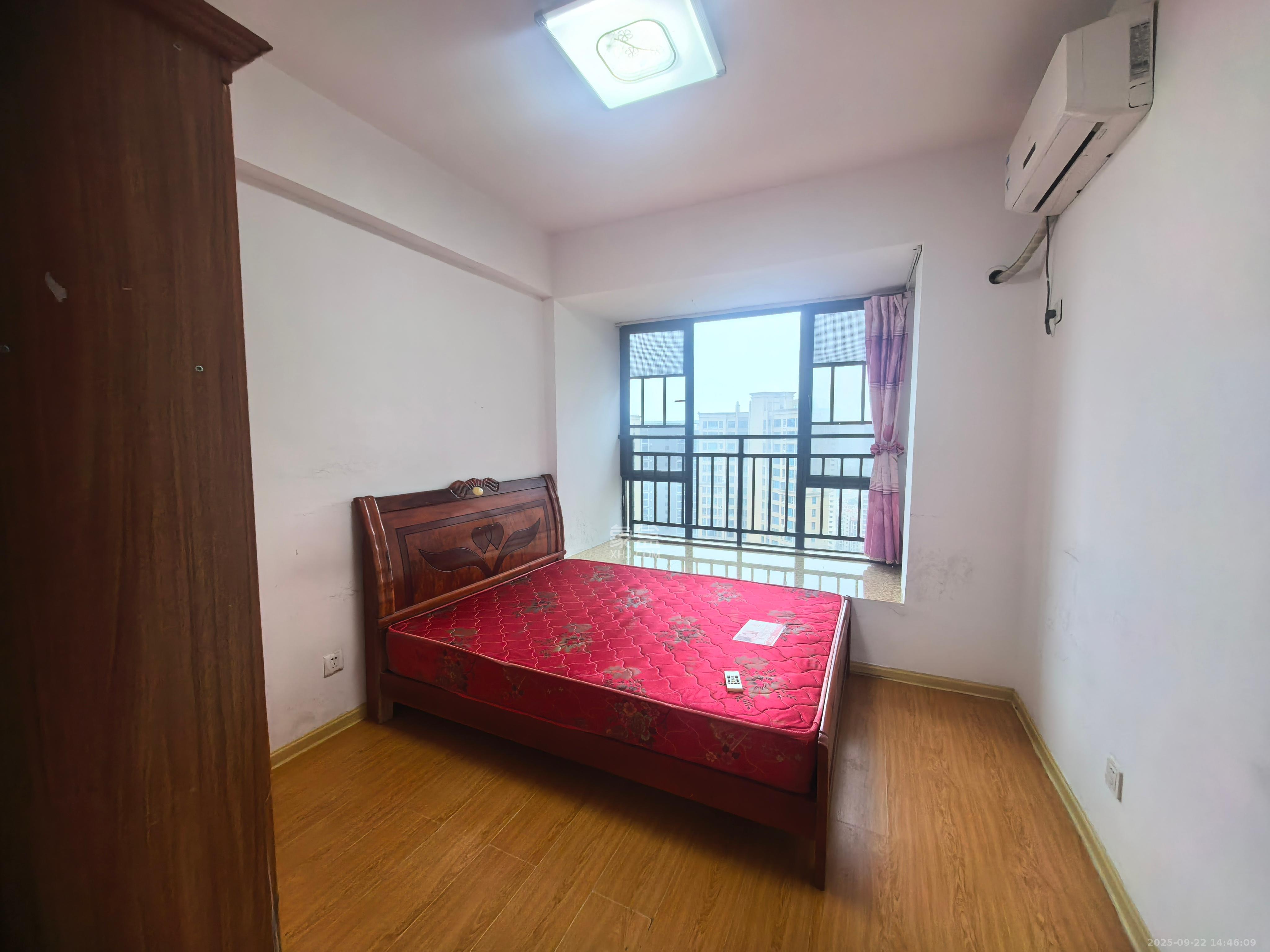 方略城市广场 3室2厅1卫 2300.0元/月 方略城市广场 3室2厅1卫 2300.0元/月室内图