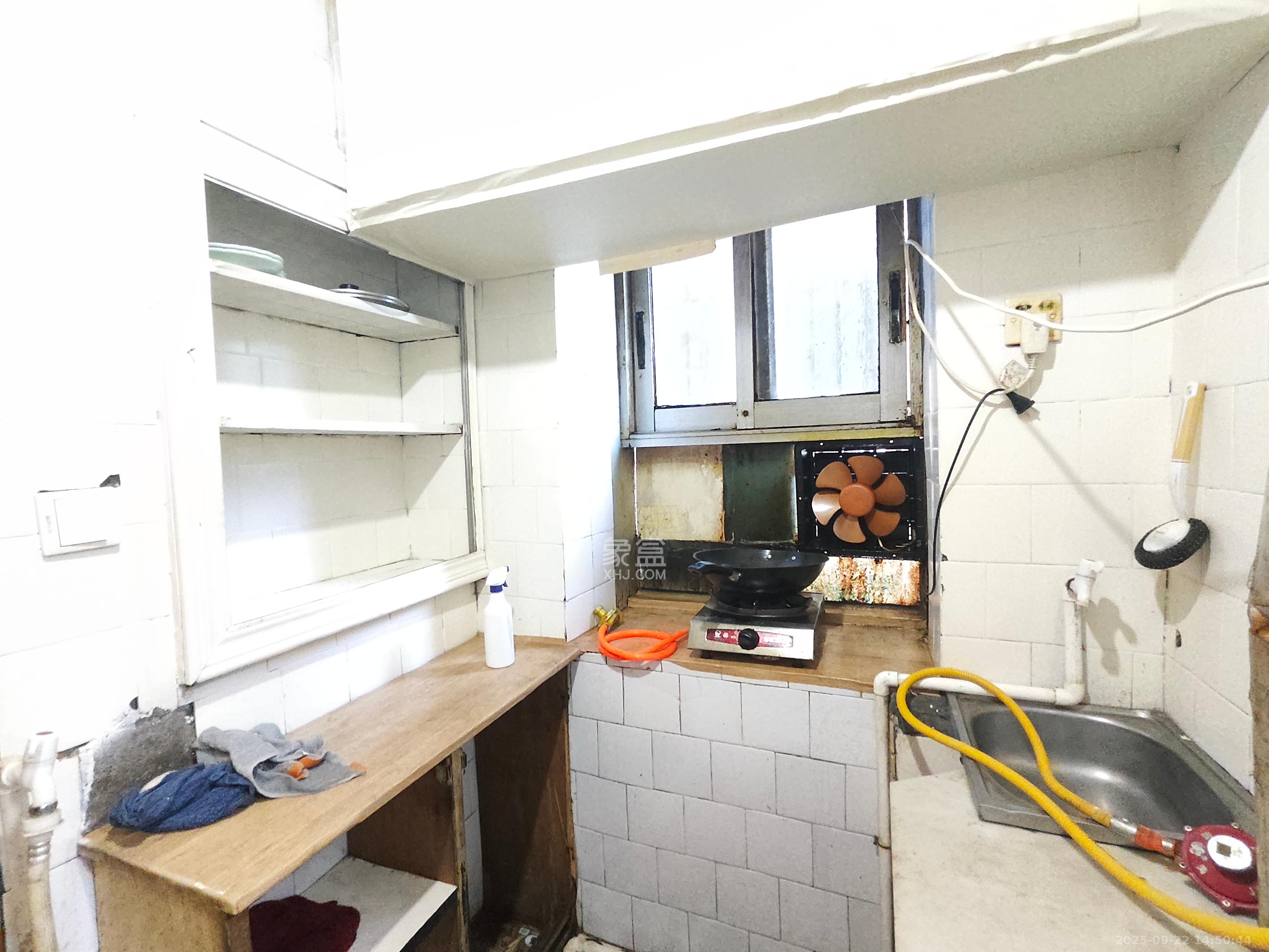 桂花二村 2室1厅1卫 1200.0元/月 桂花二村 2室1厅1卫 1200.0元/月室内图