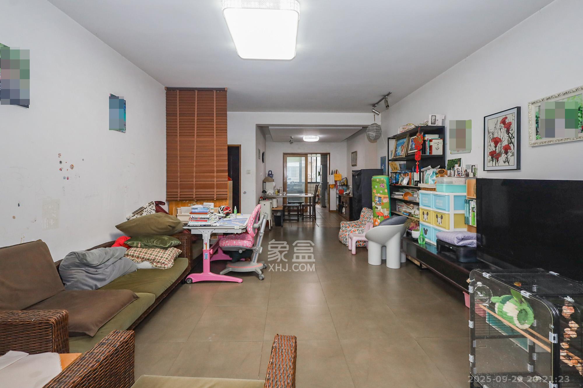 枫林绿洲  4室2厅2卫    109.8万 枫林绿洲  4室2厅2卫    109.8万