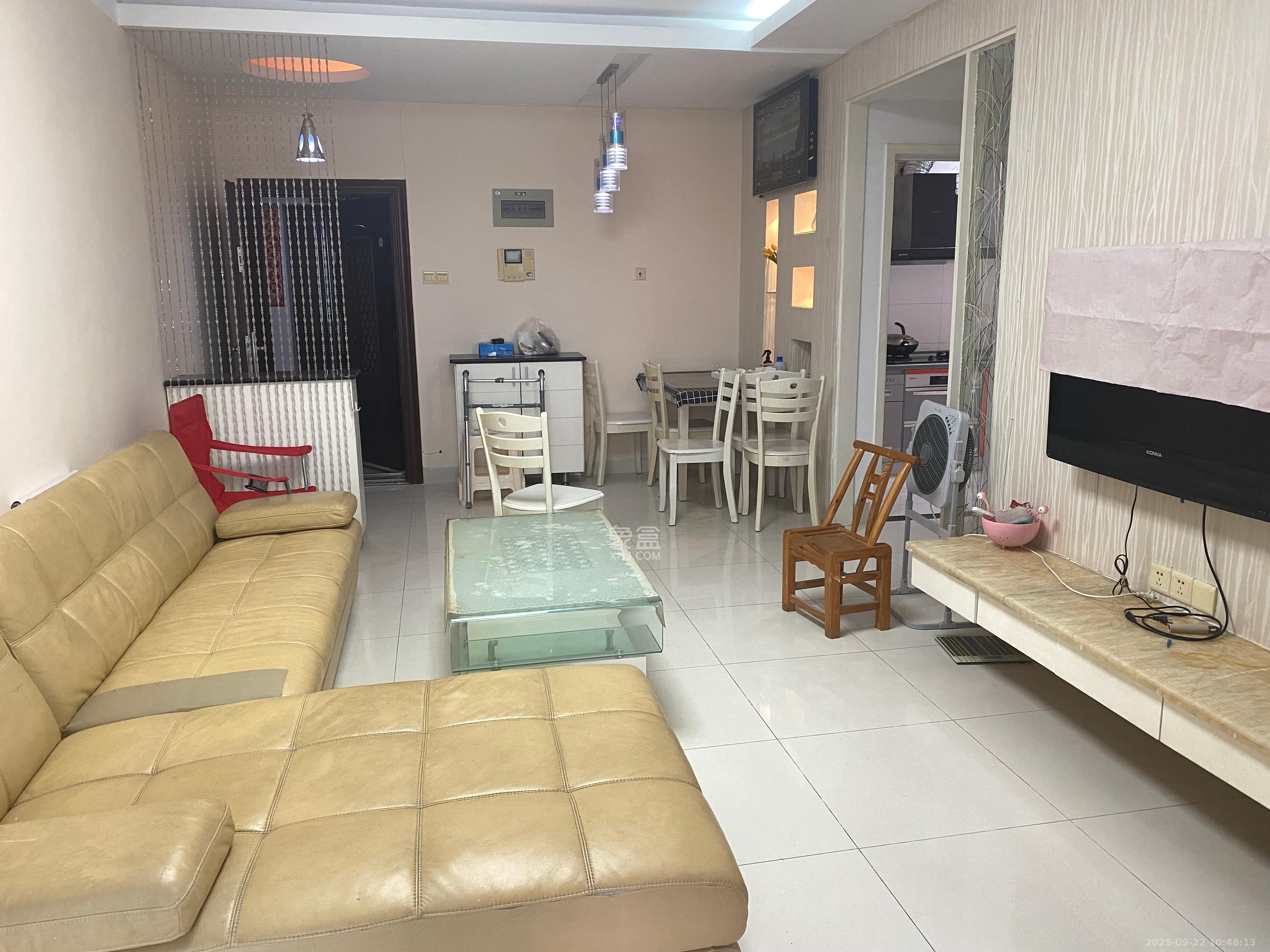 湘域中央 2室1厅1卫 3200.0元/月 湘域中央 2室1厅1卫 3200.0元/月室内图