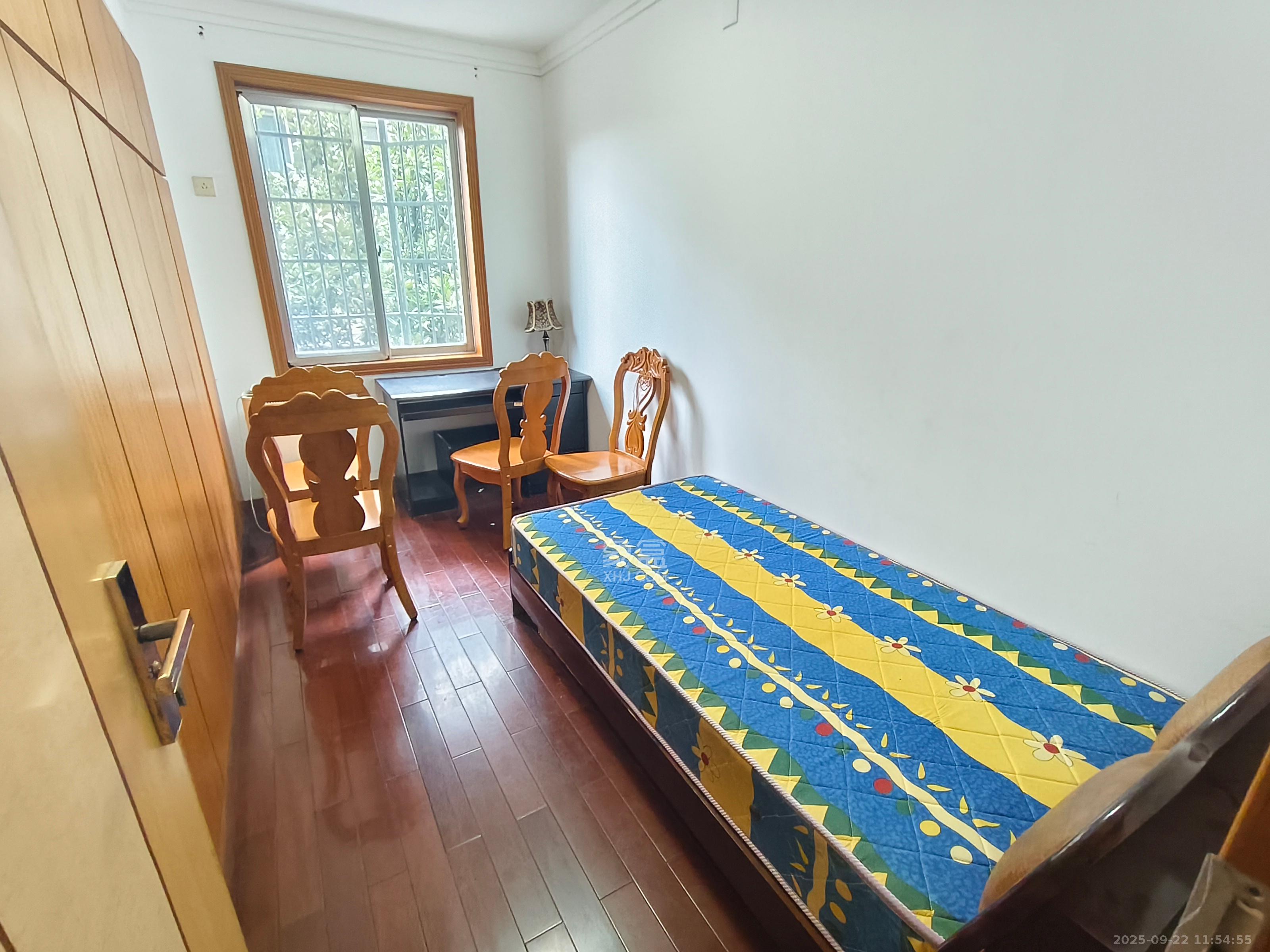 恩瑞公寓 3室2厅2卫 2300.0元/月 恩瑞公寓 3室2厅2卫 2300.0元/月室内图