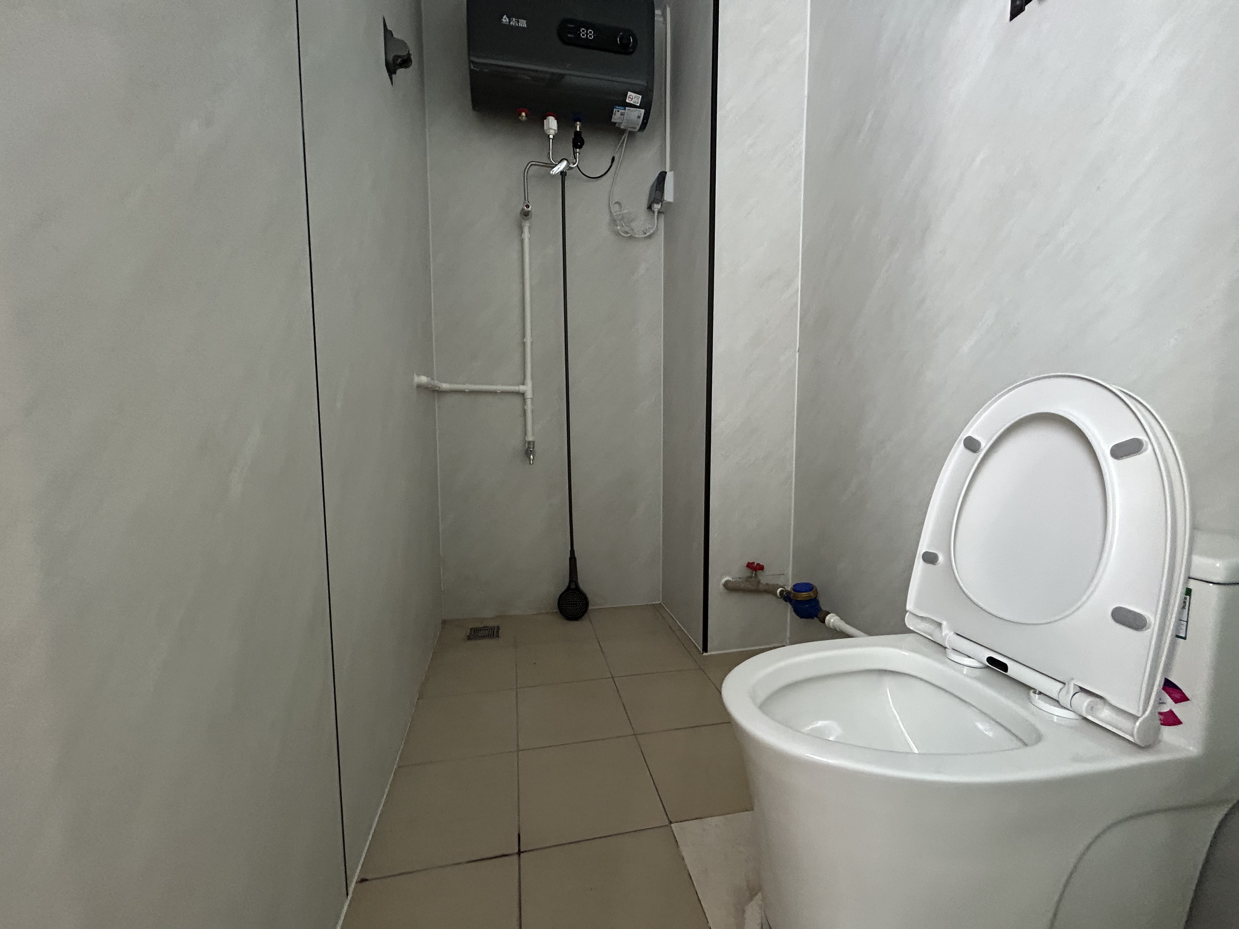 临轩阁公寓(龙湖)  1室0厅1卫    1280.0元/月 临轩阁公寓(龙湖)  1室0厅1卫    1280.0元/月室内图