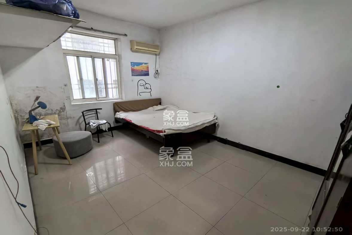 青山祠社区 2室1厅1卫 1300.0元/月 青山祠社区 2室1厅1卫 1300.0元/月室内图