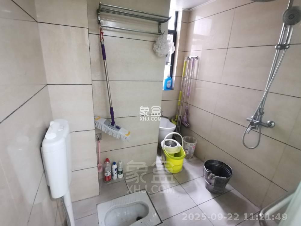 紫苑江岸 3室2厅2卫 1500.0元/月 紫苑江岸 3室2厅2卫 1500.0元/月小区图