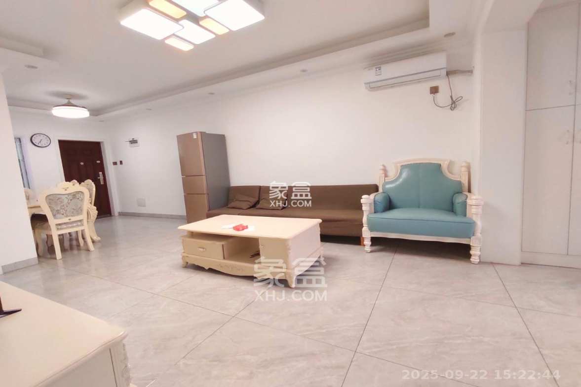 梅溪湖合能璞丽 3室2厅1卫 2400.0元/月 梅溪湖合能璞丽 3室2厅1卫 2400.0元/月室内图