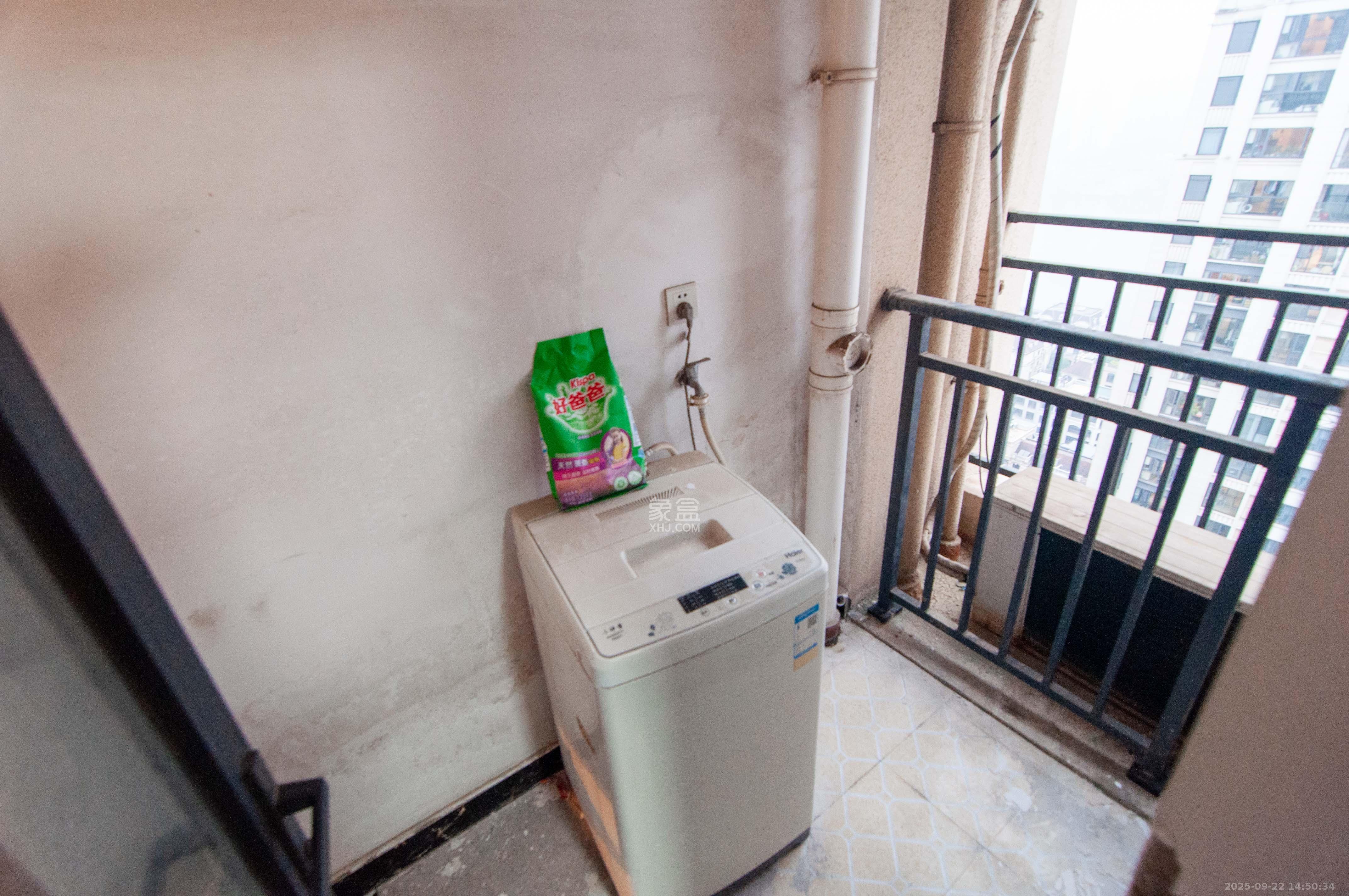 中海梅溪湖壹号 3室2厅1卫 185.0万 中海梅溪湖壹号 3室2厅1卫 185.0万其他