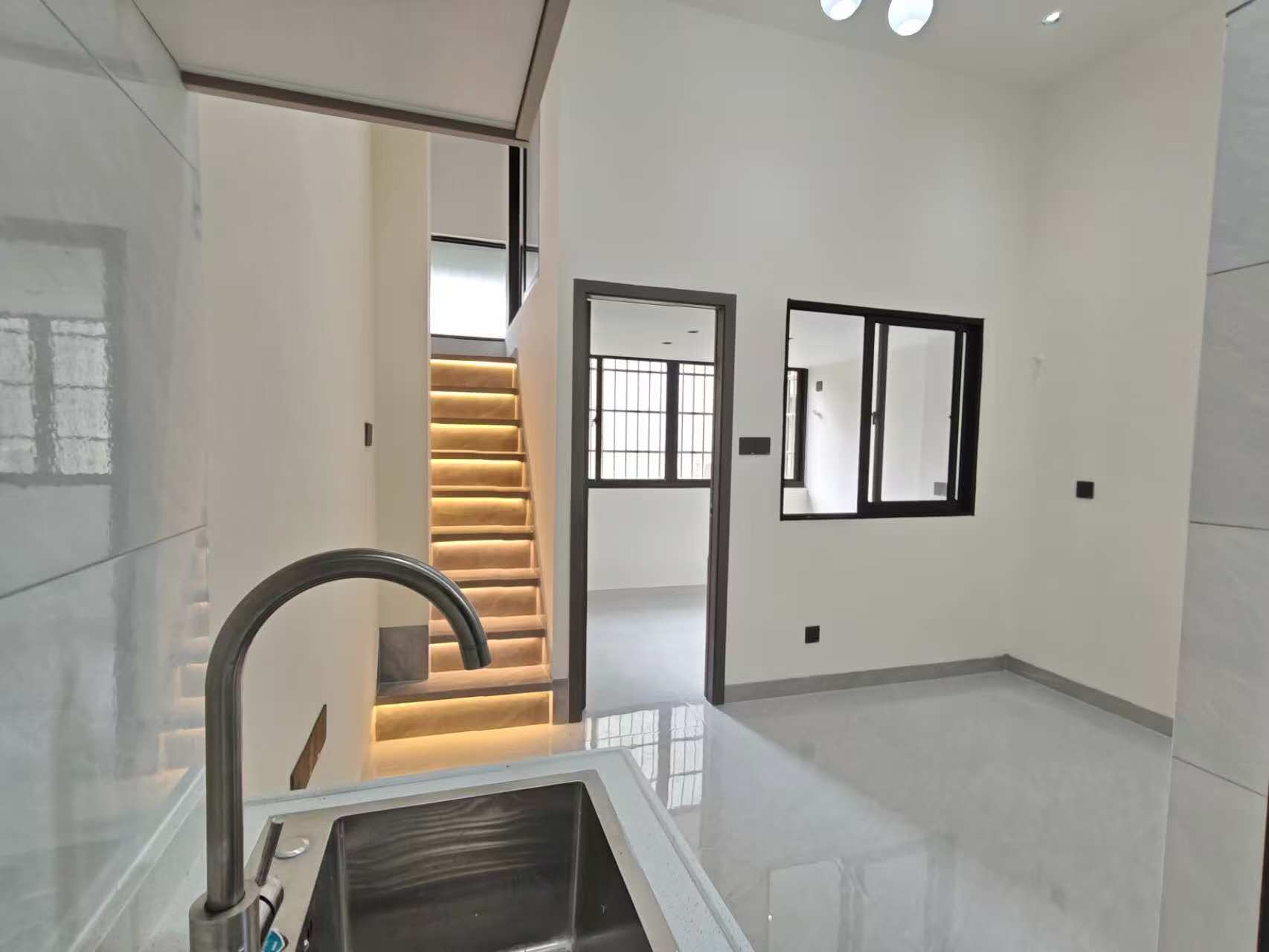 创业新村 2室1厅1卫 50.0万 创业新村 2室1厅1卫 50.0万室内图