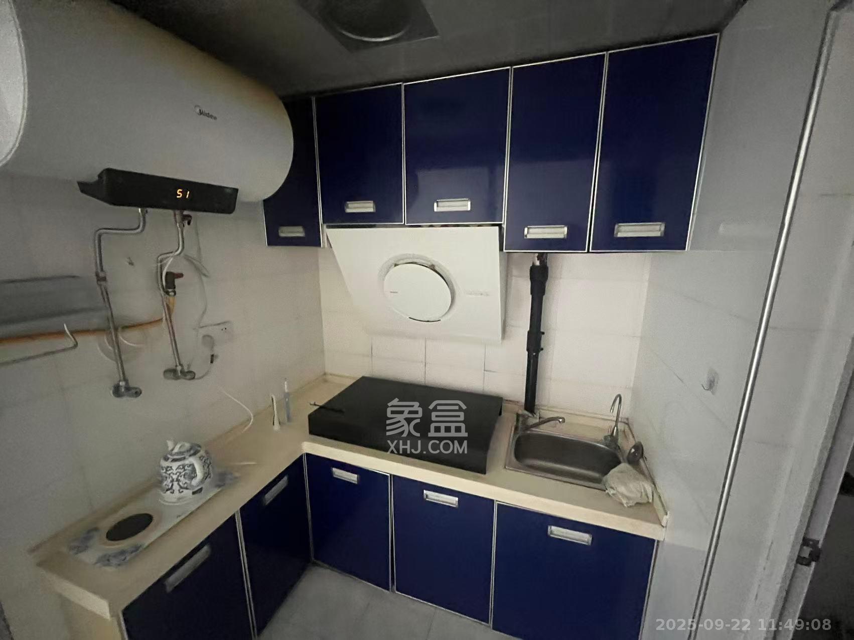 满庭芳小区 1室1厅1卫 1600.0元/月 满庭芳小区 1室1厅1卫 1600.0元/月室内图