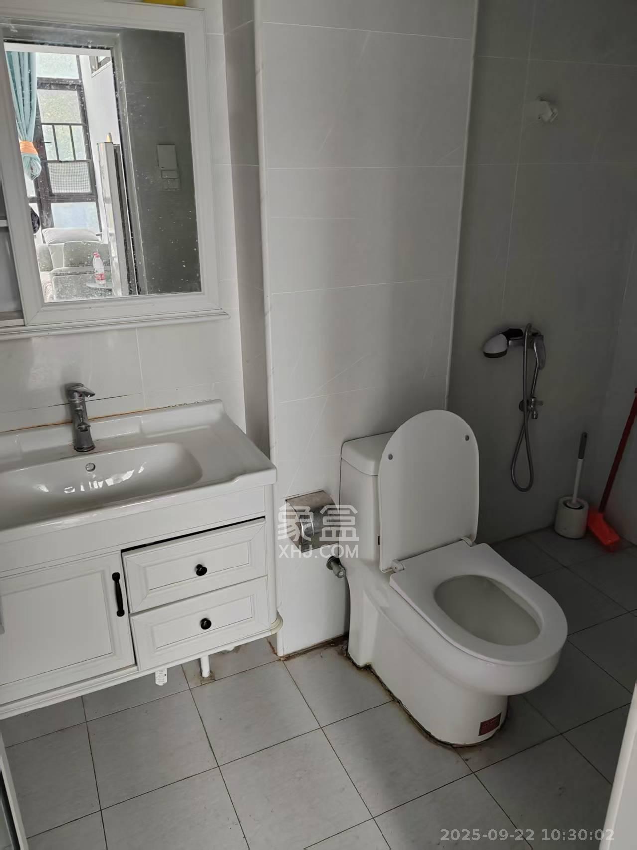 湘水郡（兴旺小爱同学）  1室1厅1卫    1650.0元/月室内图