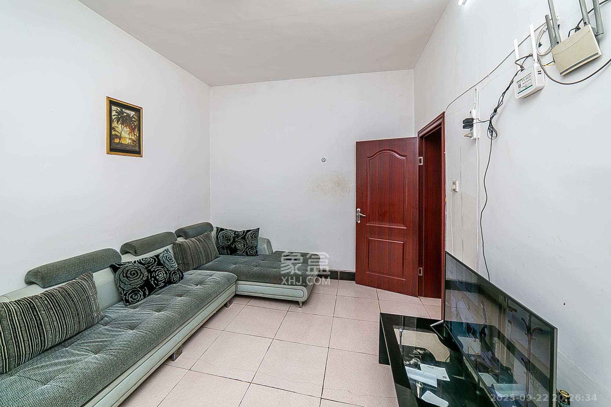 有色金属研究院（湖南有色金属研究院第一、二生活区）  1室1厅1卫    22.0万客厅