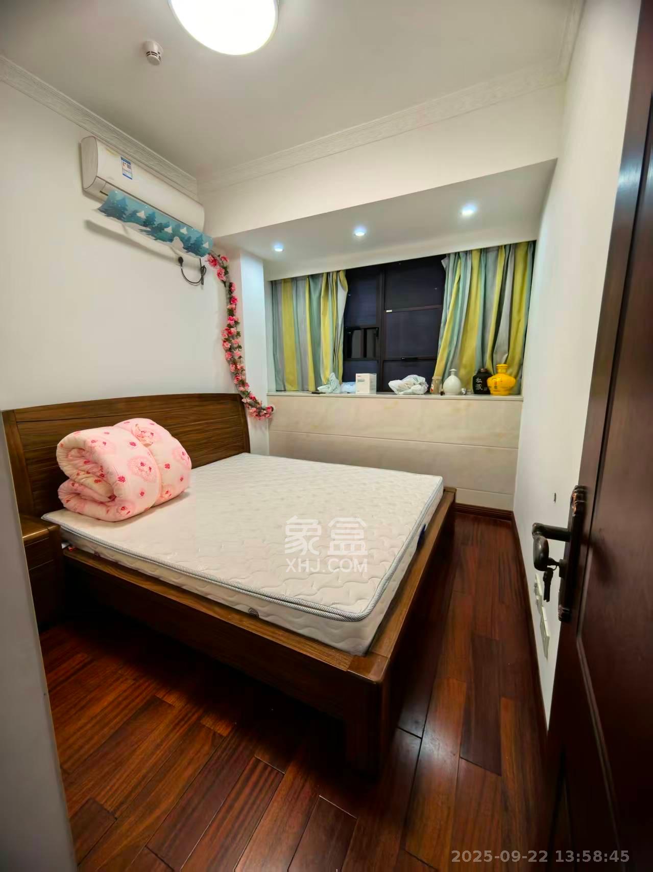 南山雍江汇(滨江国际新城) 4室2厅2卫 5000.0元/月 南山雍江汇(滨江国际新城) 4室2厅2卫 5000.0元/月室内图