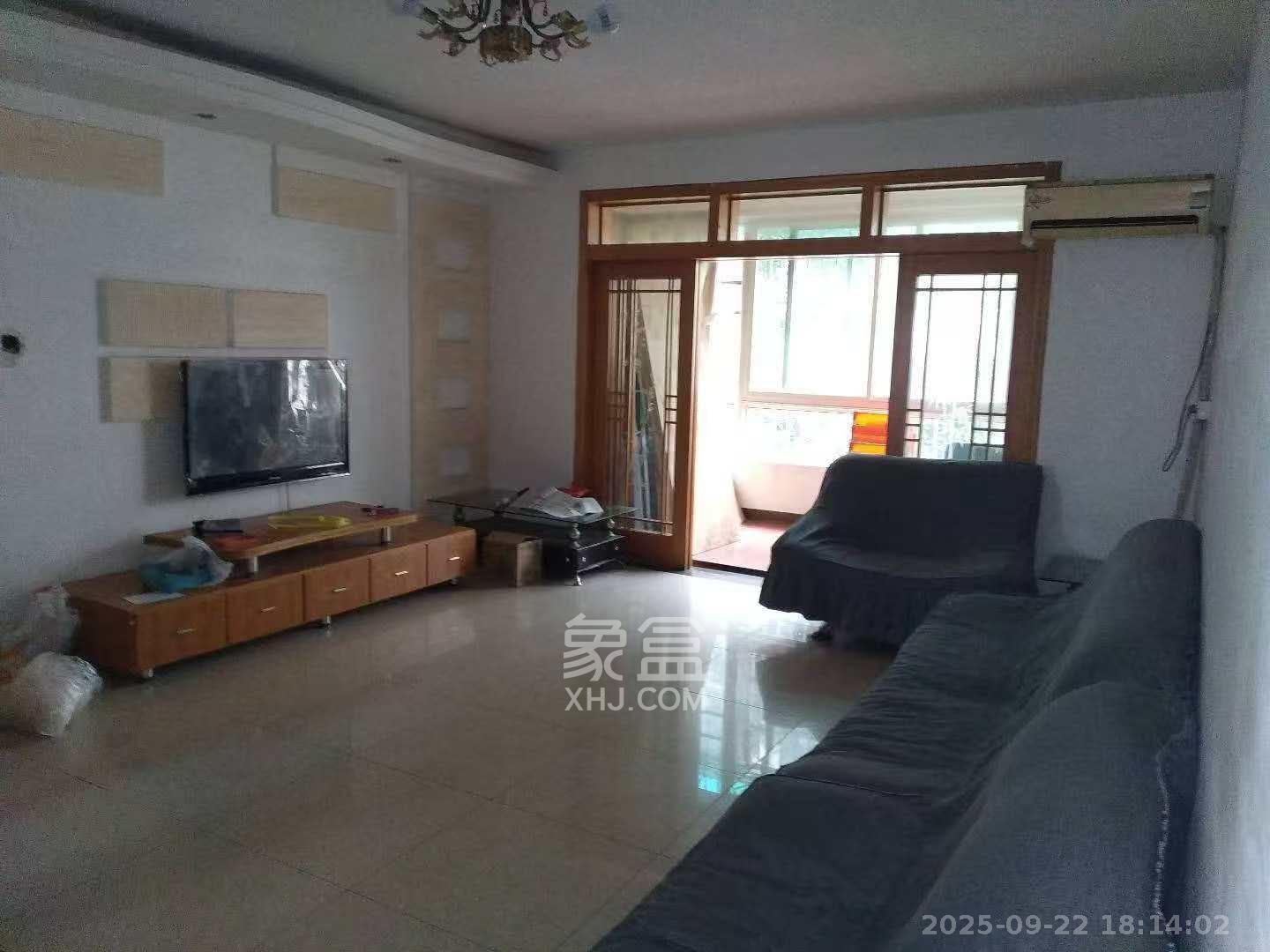 怡景民居 3室2厅1卫 2000.0元/月 怡景民居 3室2厅1卫 2000.0元/月室内图