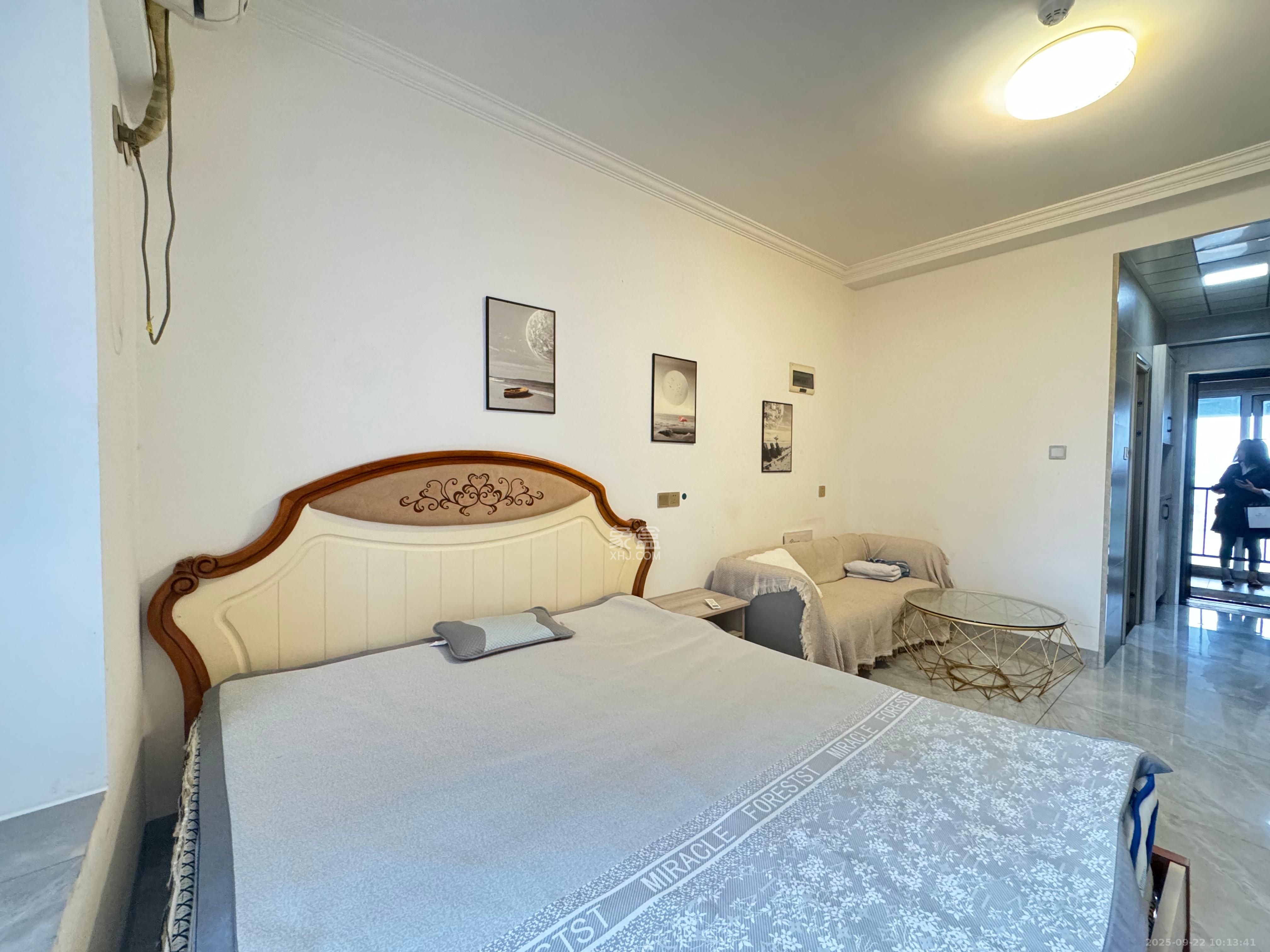 芙蓉万国城MOMA（卓越汇富苑）  1室1厅1卫    1350.0元/月室内图