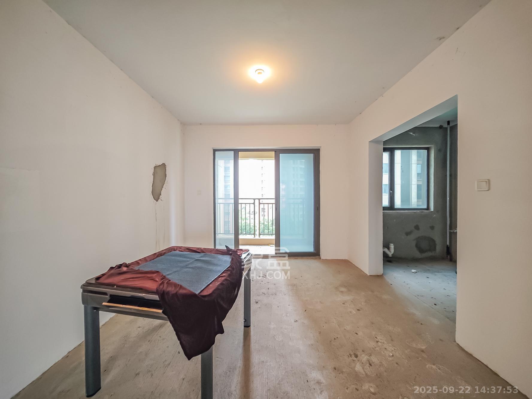 长沙雅居乐花园 4室2厅2卫 108.0万 长沙雅居乐花园 4室2厅2卫 108.0万客厅