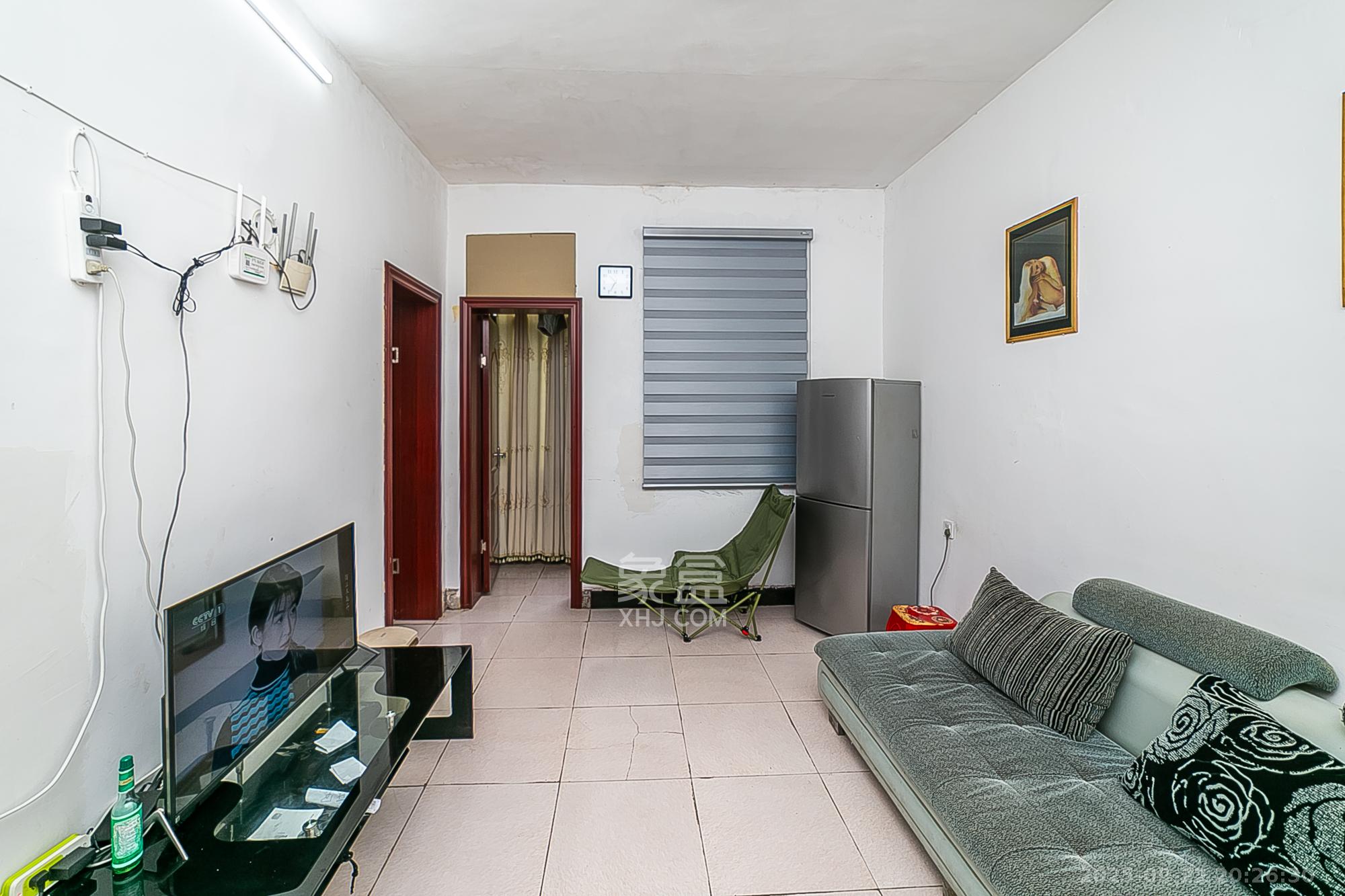 有色金属研究院(湖南有色金属研究院第一、二生活区) 1室1厅1卫 22.0万 有色金属研究院(湖南有色金属研究院第一、二生活区) 1室1厅1卫 22.0万客厅