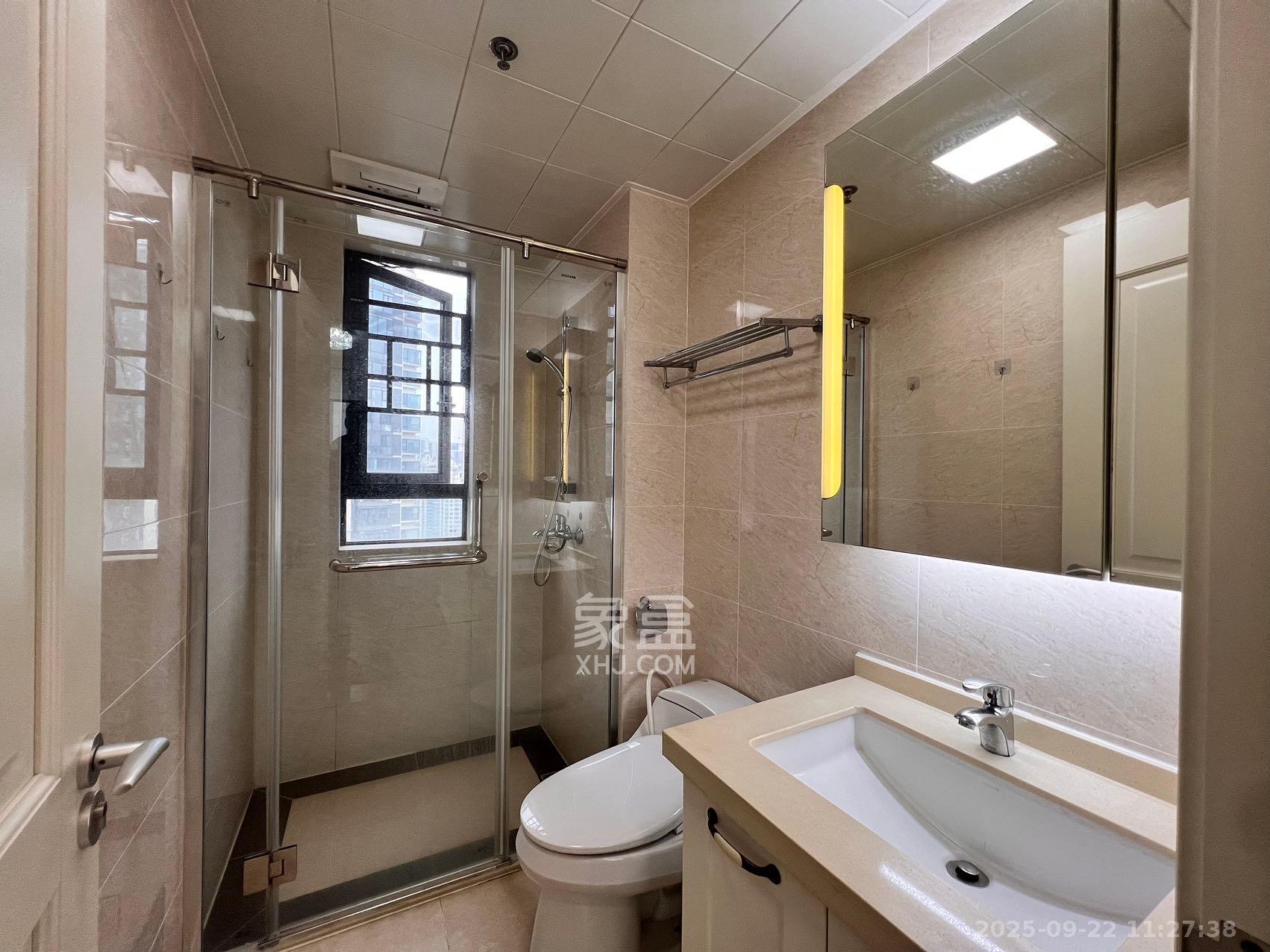 万科里金域国际  4室2厅2卫    4700.0元/月室内图