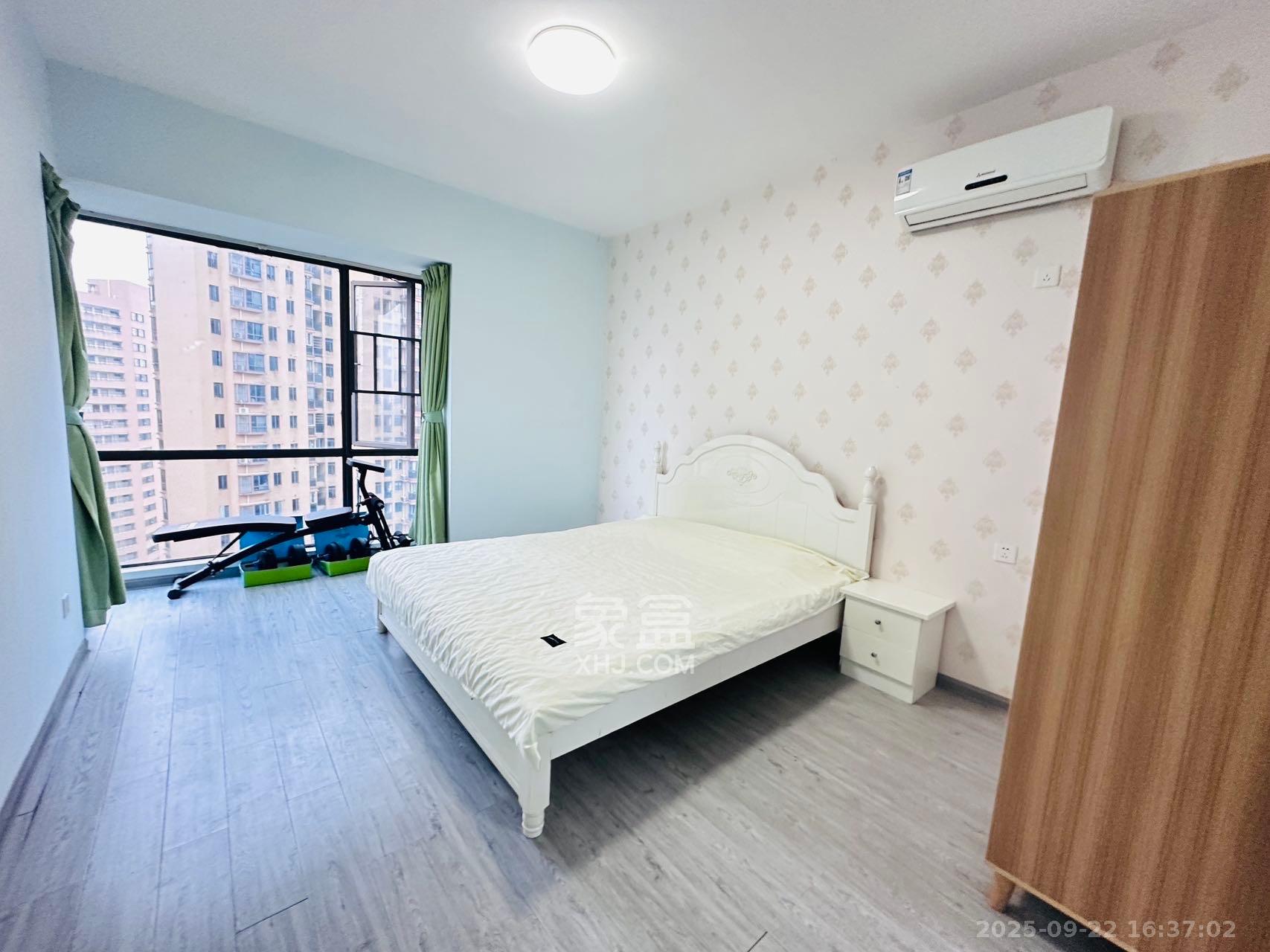 兴威帕克水岸 3室2厅2卫 2500.0元/月 兴威帕克水岸 3室2厅2卫 2500.0元/月室内图