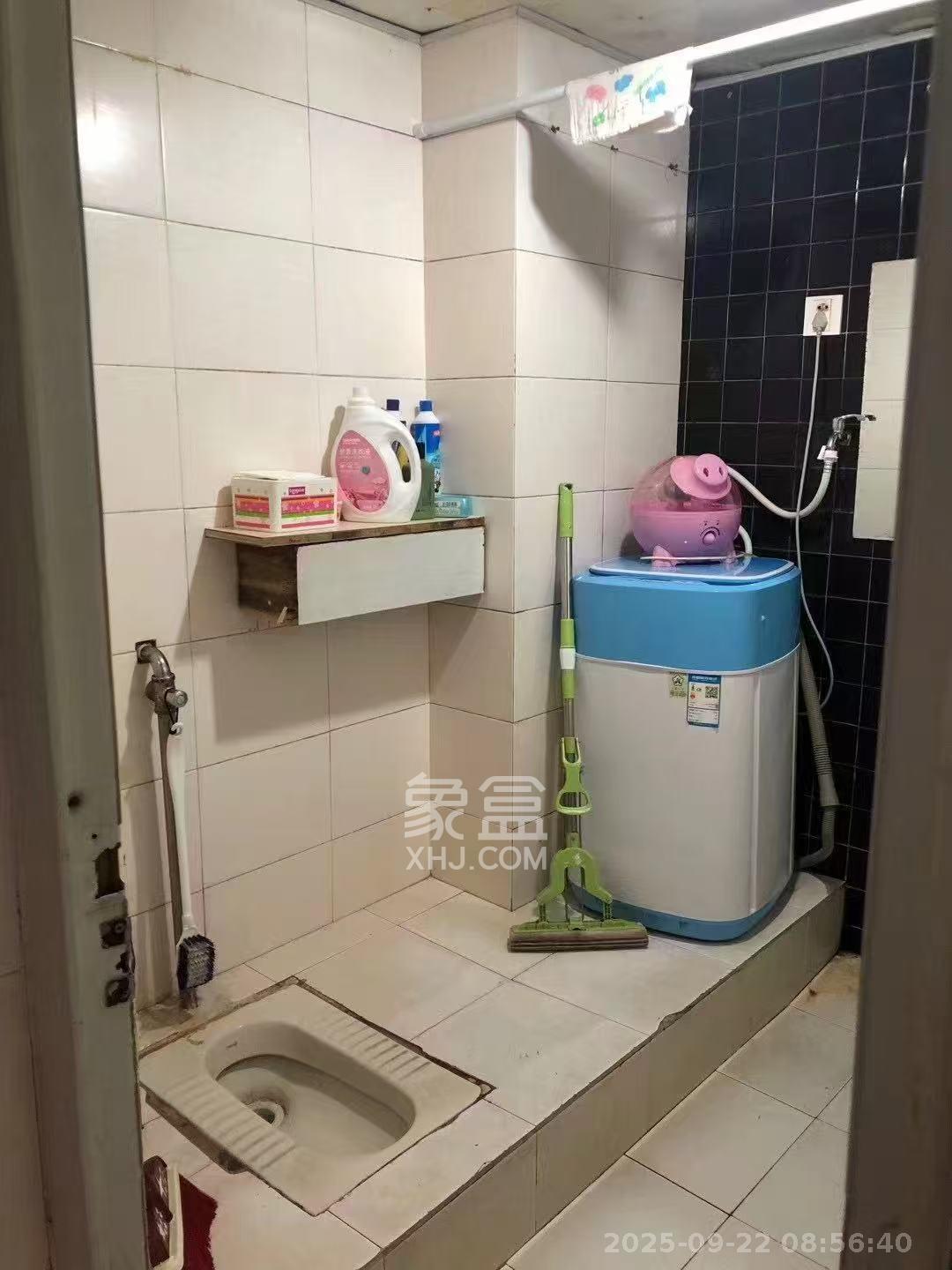 宏景名厦  1室1厅1卫    1600.0元/月室内图