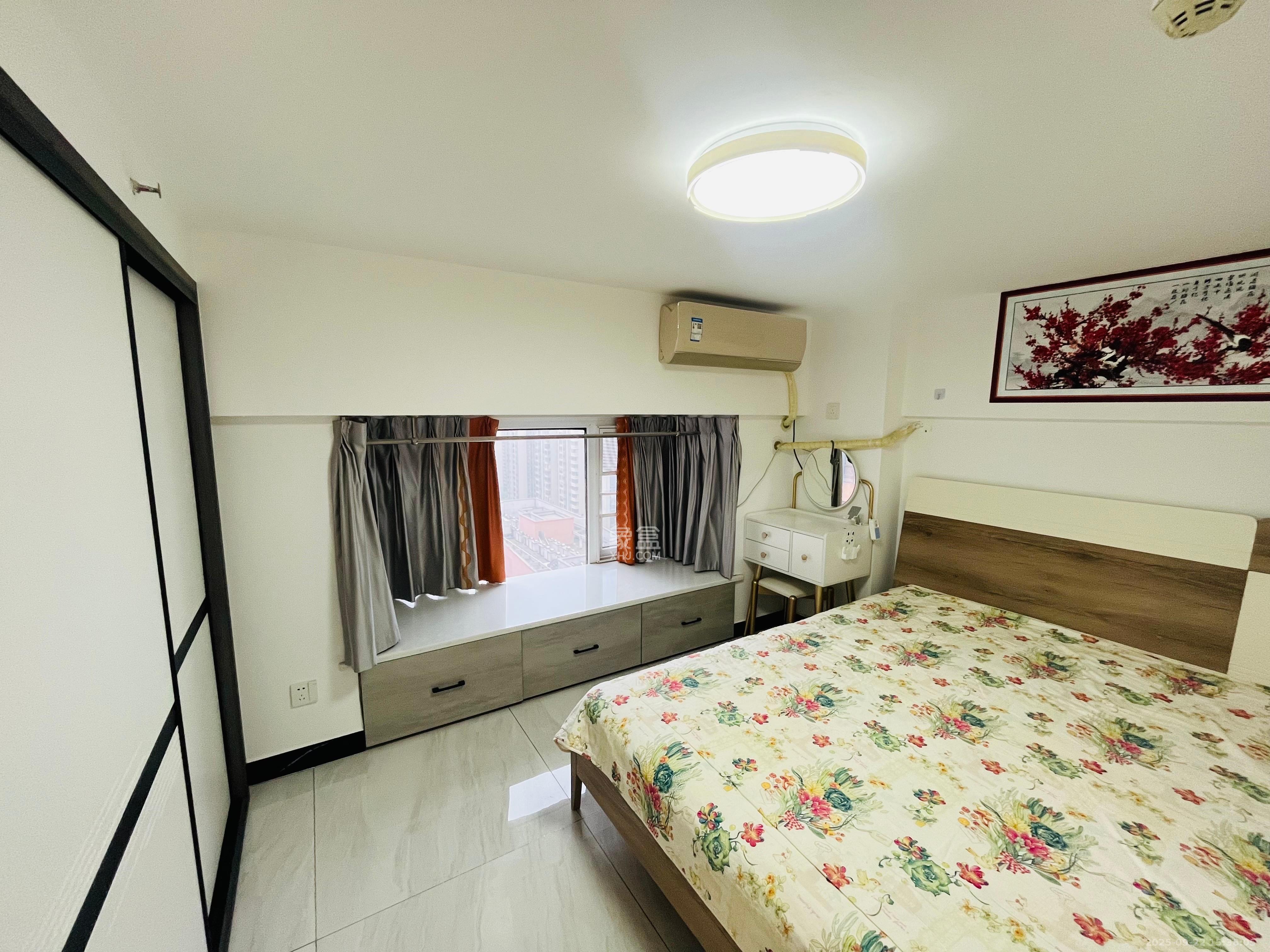 芙蓉万国城MOMA(卓越汇富苑) 2室1厅1卫 2100.0元/月 芙蓉万国城MOMA(卓越汇富苑) 2室1厅1卫 2100.0元/月室内图