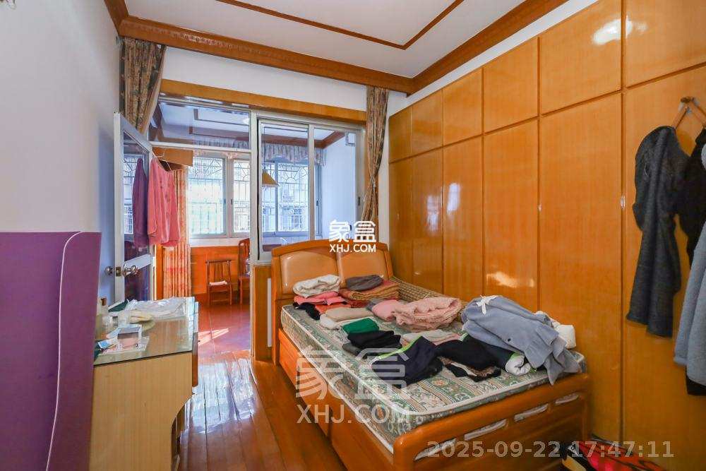 金星小区 4室2厅2卫 2300.0元/月 金星小区 4室2厅2卫 2300.0元/月室内图