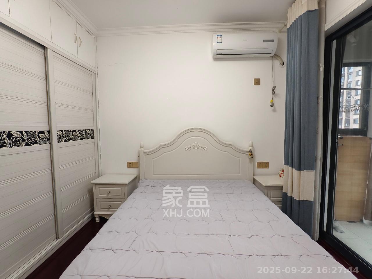 邦盛水岸御园  4室2厅2卫    2300.0元/月室内图