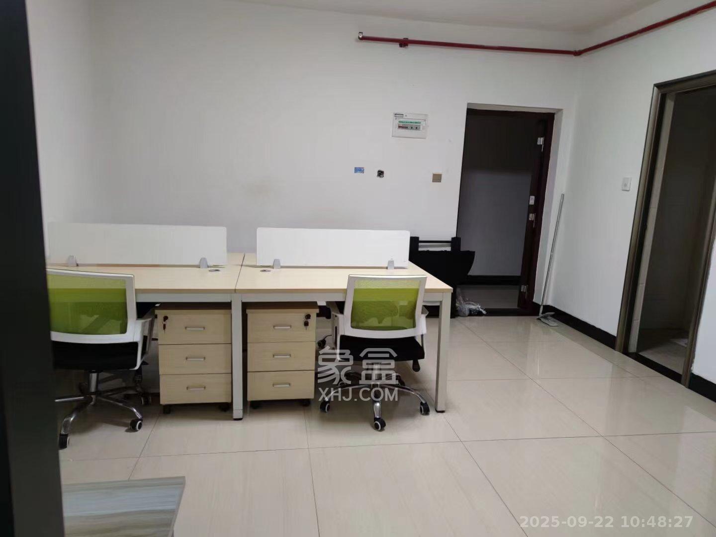 喜地时代广场（中环大厦）   55.0㎡      2100.0元/月室内图