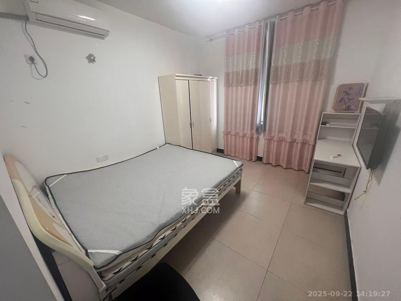 万里时代  2室1厅1卫    1300.0元/月 万里时代  2室1厅1卫    1300.0元/月室内图