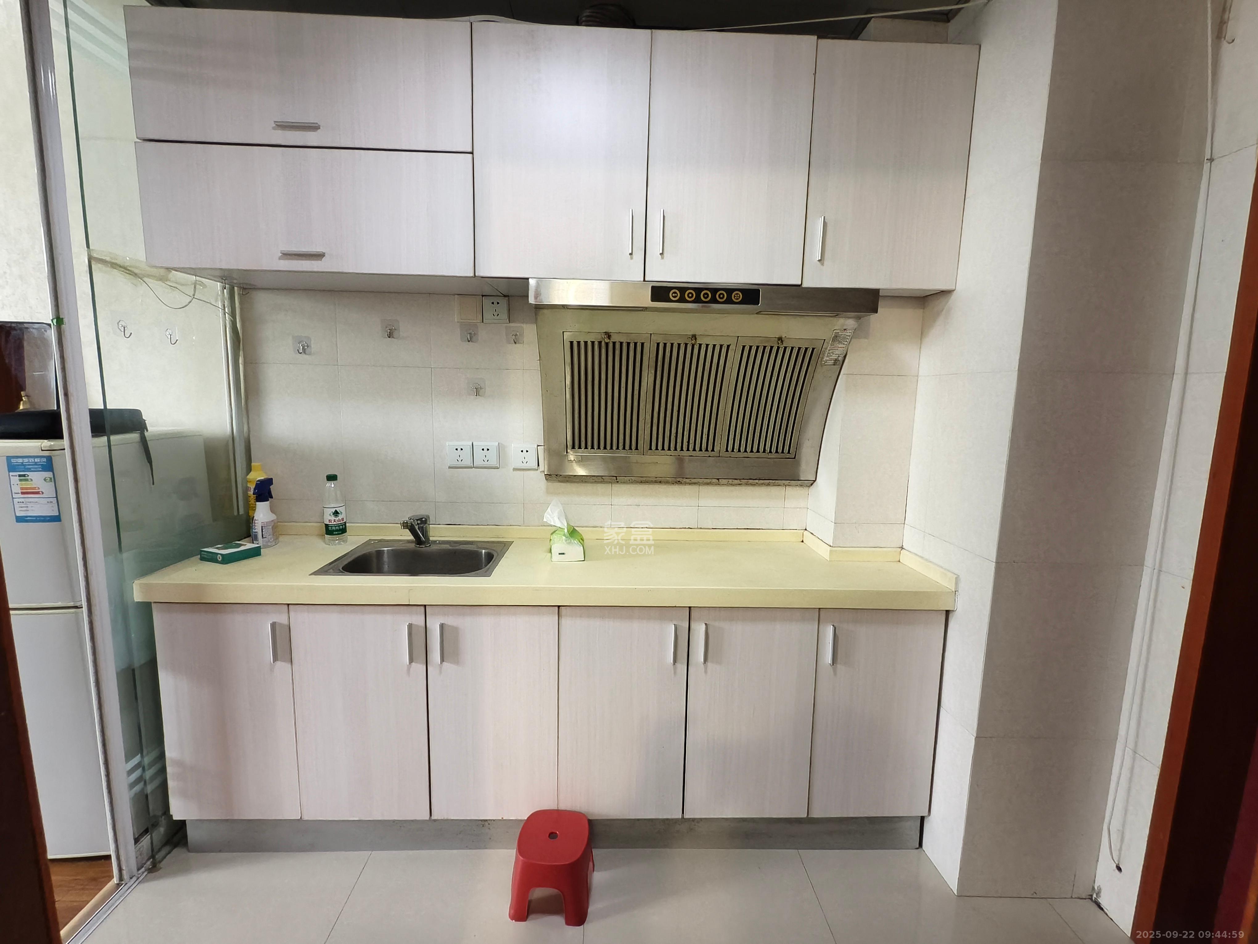 长沙紫金苑 1室1厅1卫 1500.0元/月 长沙紫金苑 1室1厅1卫 1500.0元/月室内图