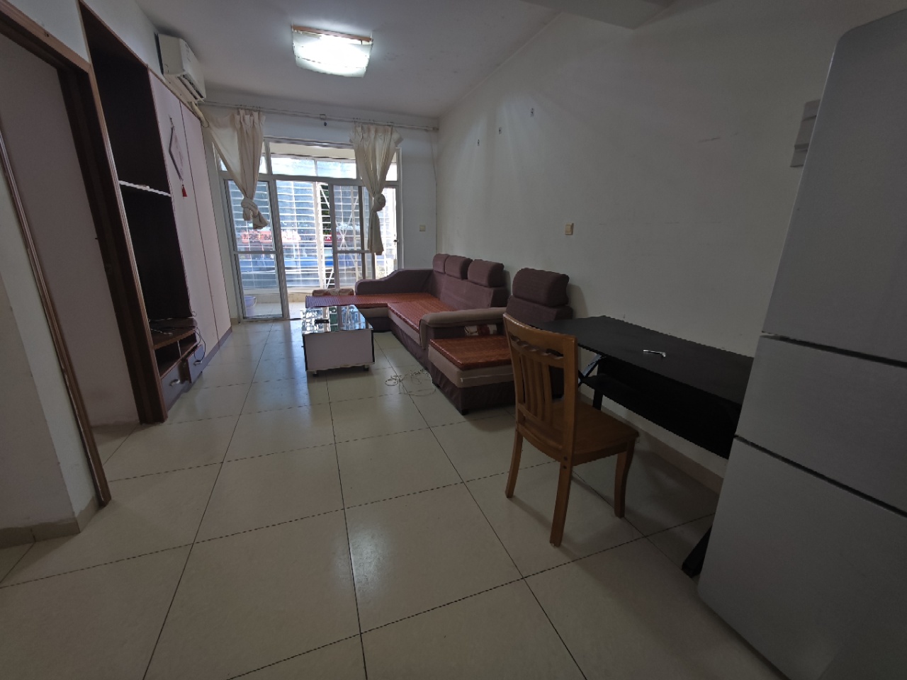 都市海岸 1室1厅1卫 67.0万 都市海岸 1室1厅1卫 67.0万客厅