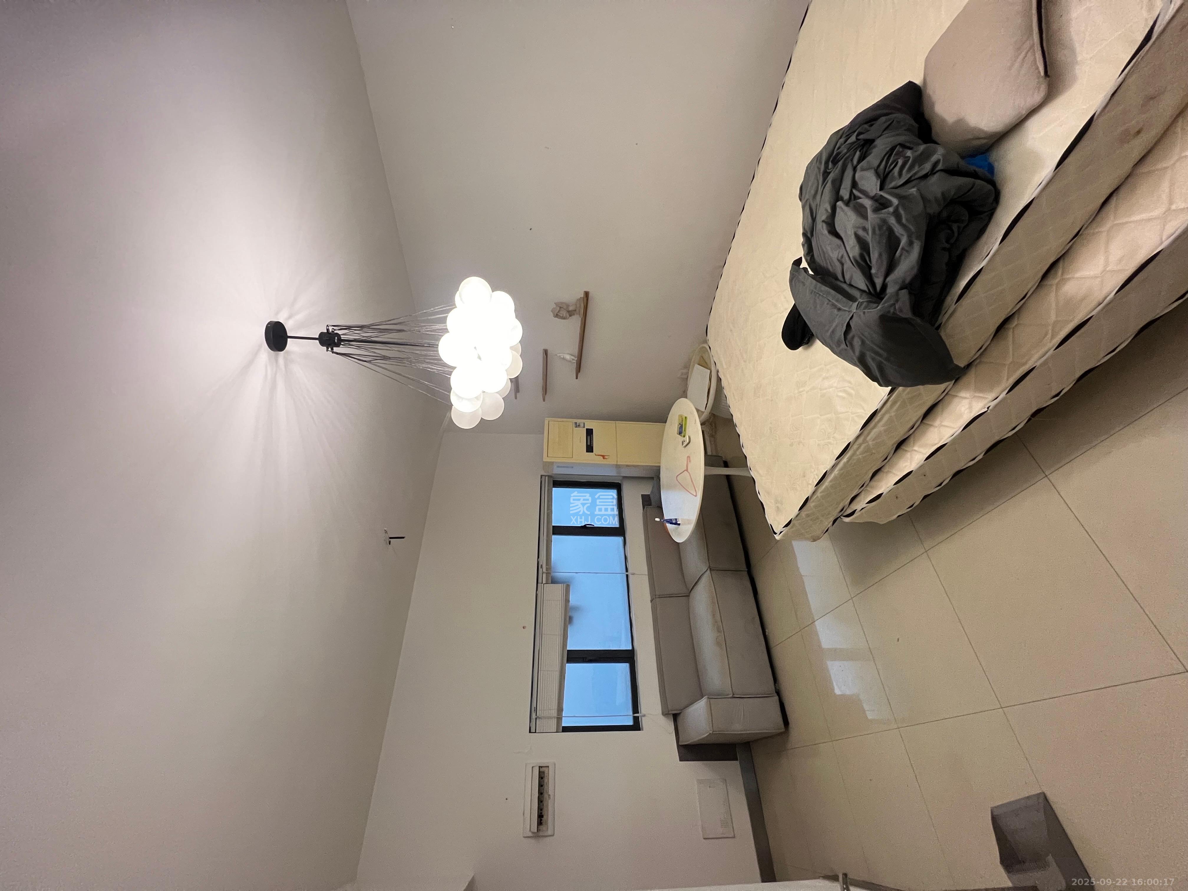 五一大道202(中环壹世界) 4室1厅1卫 3400.0元/月 五一大道202(中环壹世界) 4室1厅1卫 3400.0元/月室内图