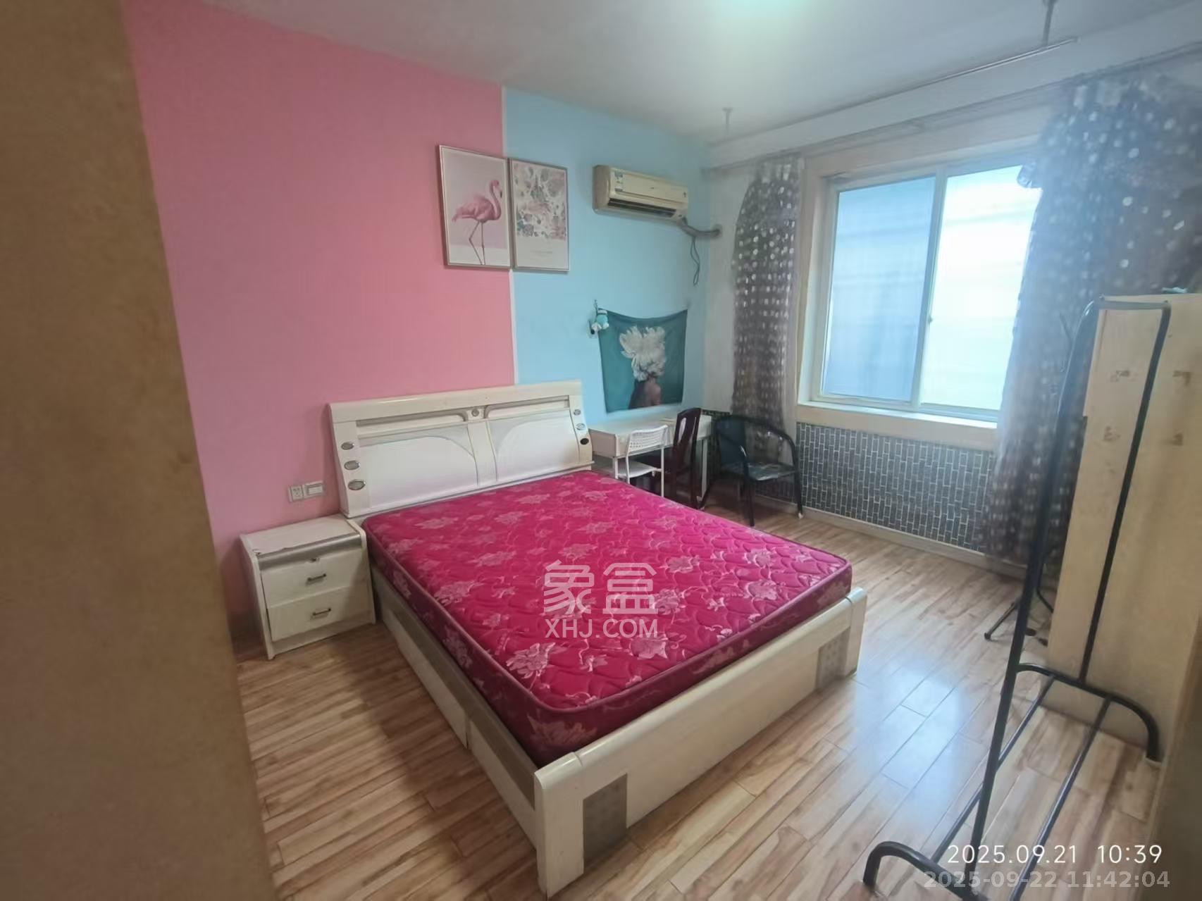 厚生里 3室2厅1卫 1800.0元/月 厚生里 3室2厅1卫 1800.0元/月室内图