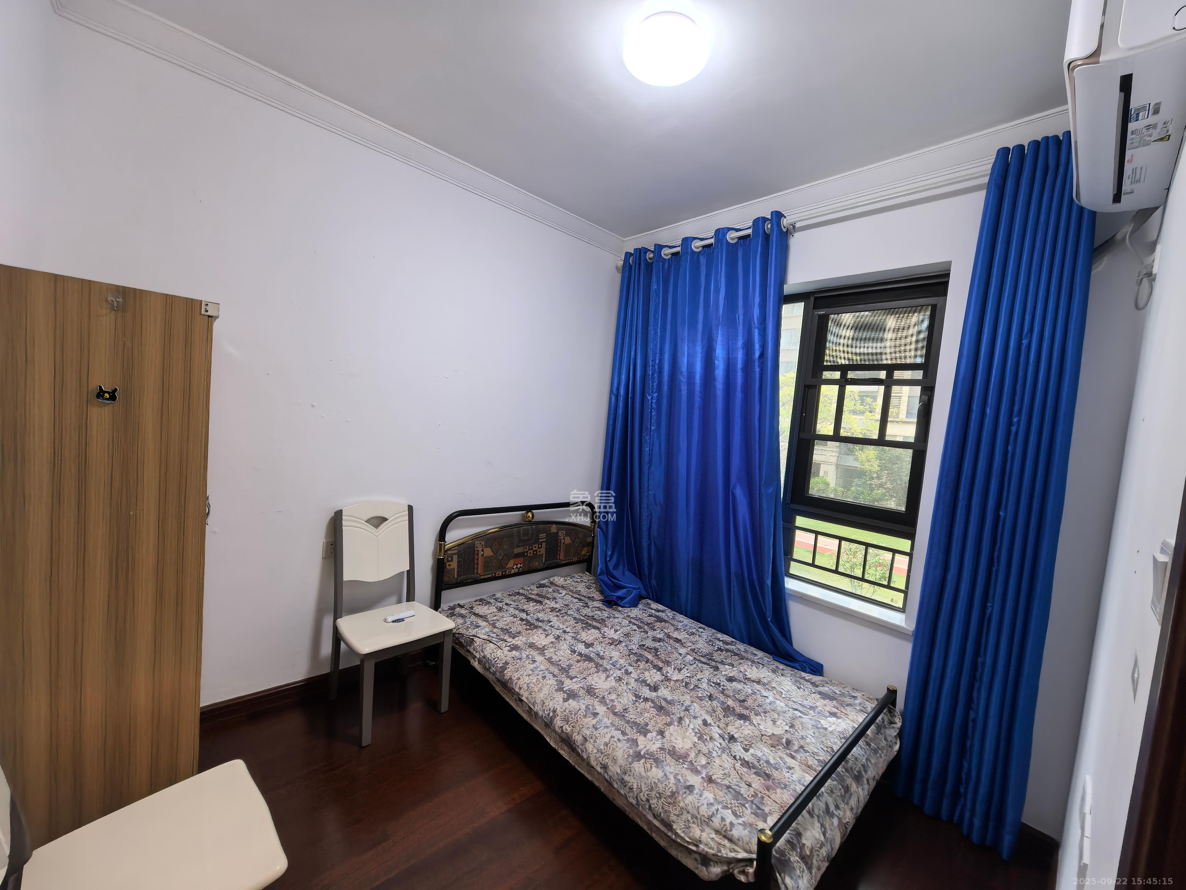 中海新城熙岸（中信新城五期）  3室2厅1卫    2000.0元/月室内图