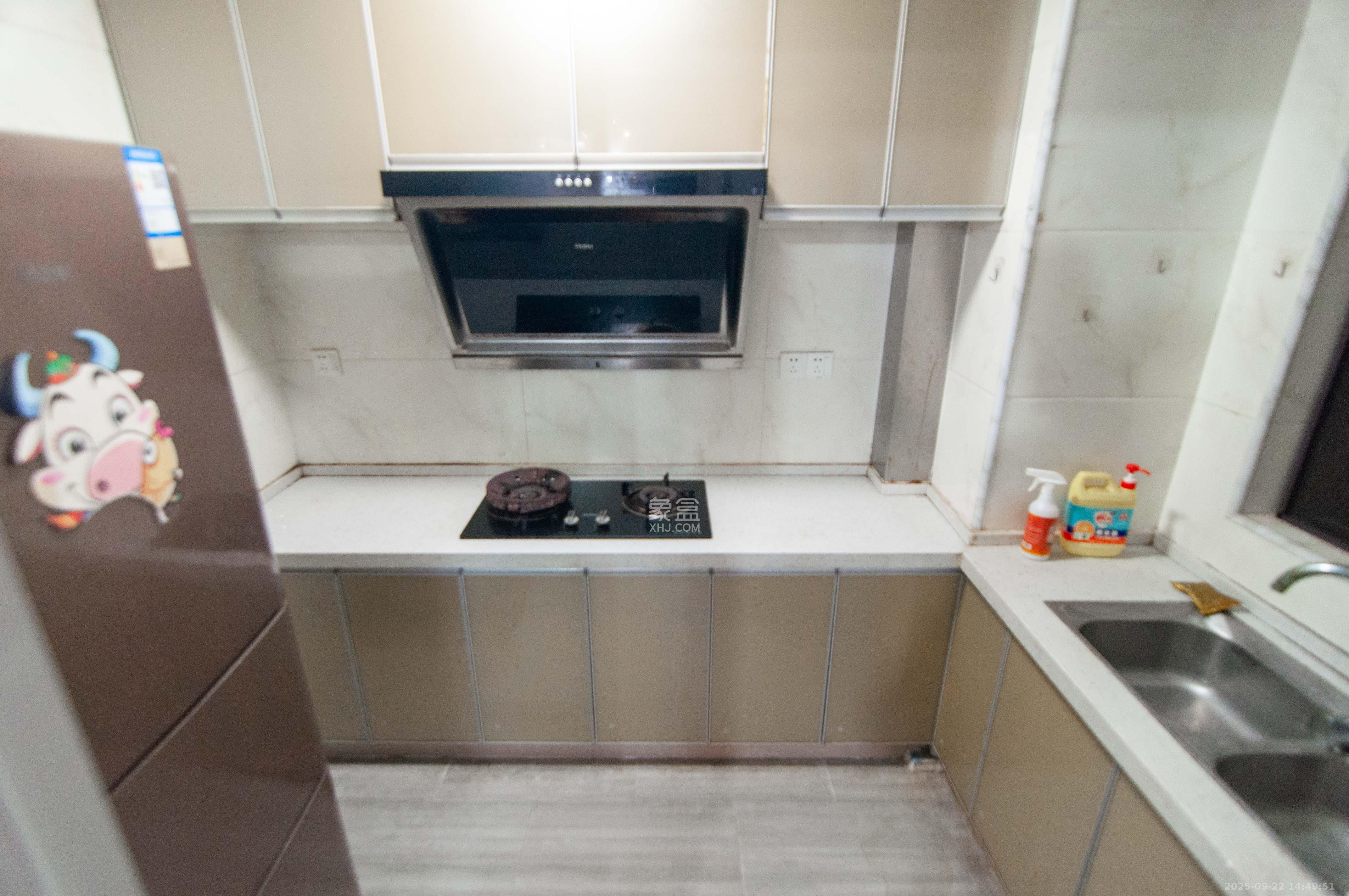 卓越浅水湾 3室2厅2卫 105.0万 卓越浅水湾 3室2厅2卫 105.0万厨房