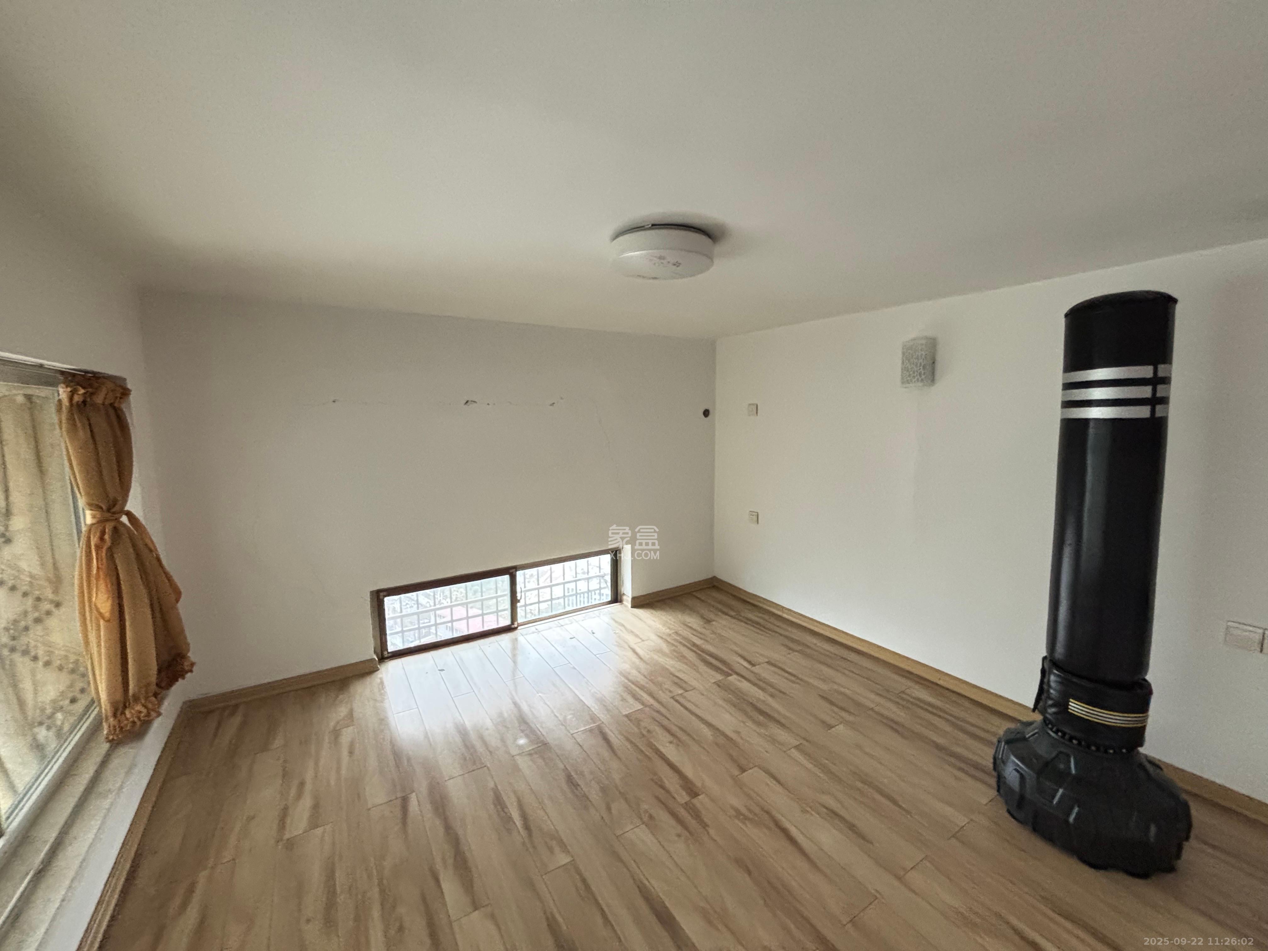 香颂国际 4室2厅2卫 3000.0元/月 香颂国际 4室2厅2卫 3000.0元/月室内图