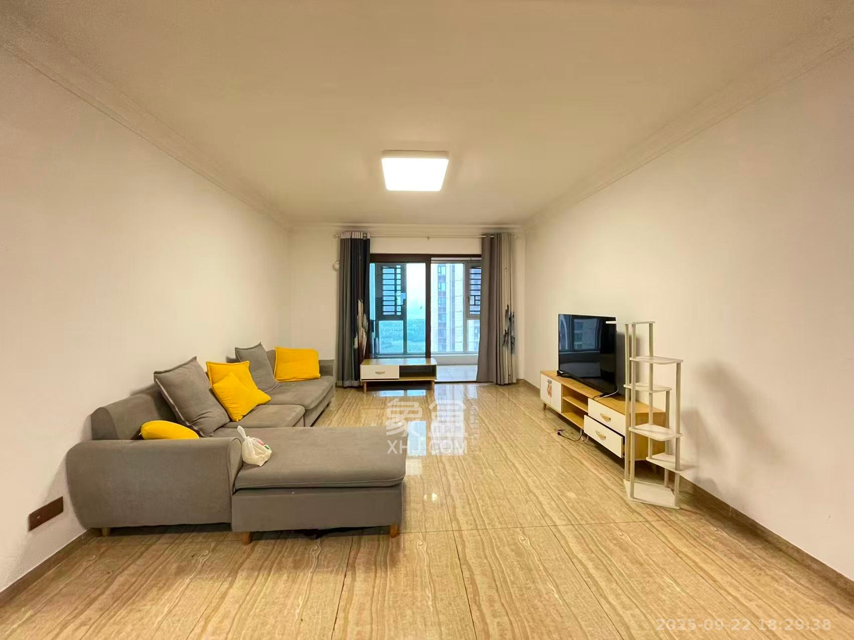 碧桂园星城首府  4室2厅2卫    2600.0元/月 碧桂园星城首府  4室2厅2卫    2600.0元/月