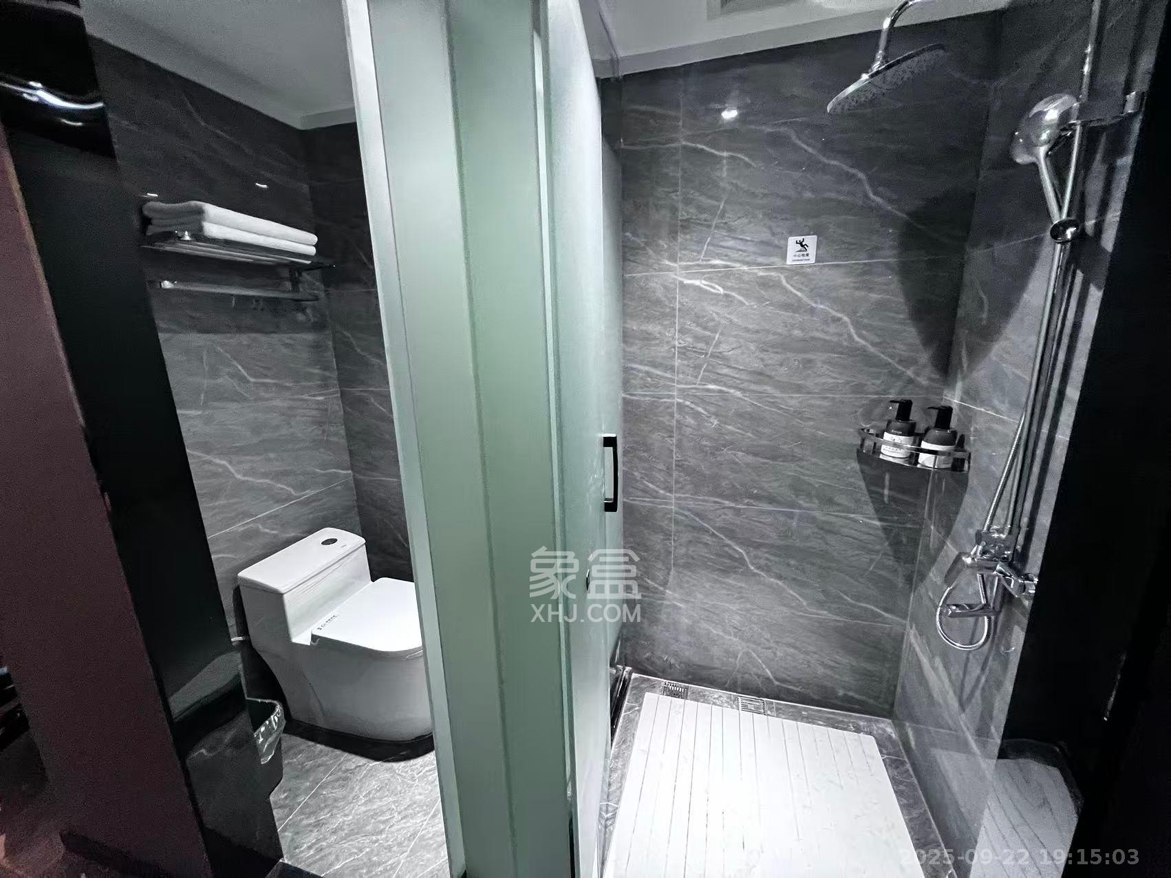 保利香槟国际 1室0厅0卫 1300.0元/月 保利香槟国际 1室0厅0卫 1300.0元/月室内图