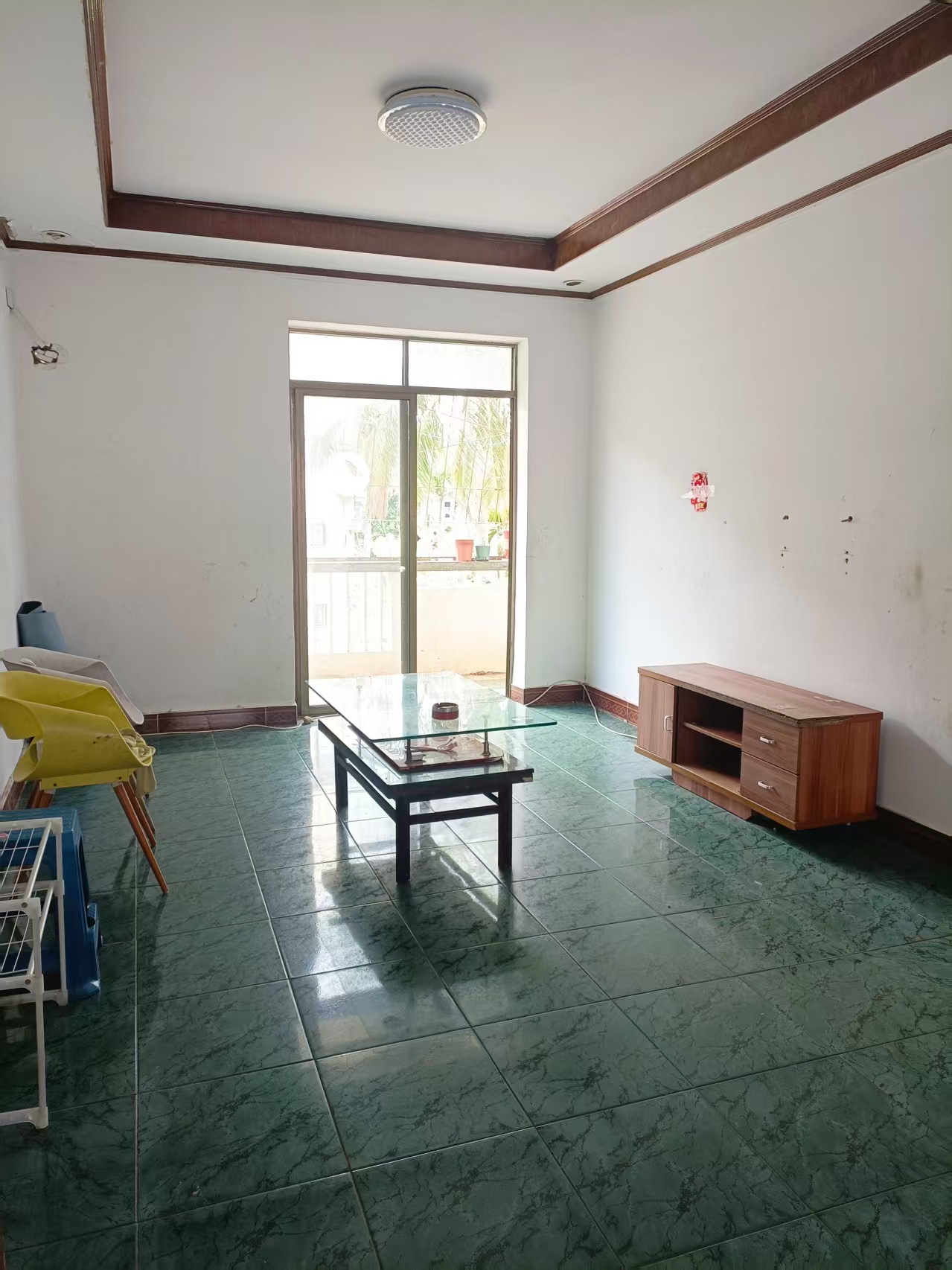 画苑小区 4室2厅2卫 2500.0元/月 画苑小区 4室2厅2卫 2500.0元/月室内图