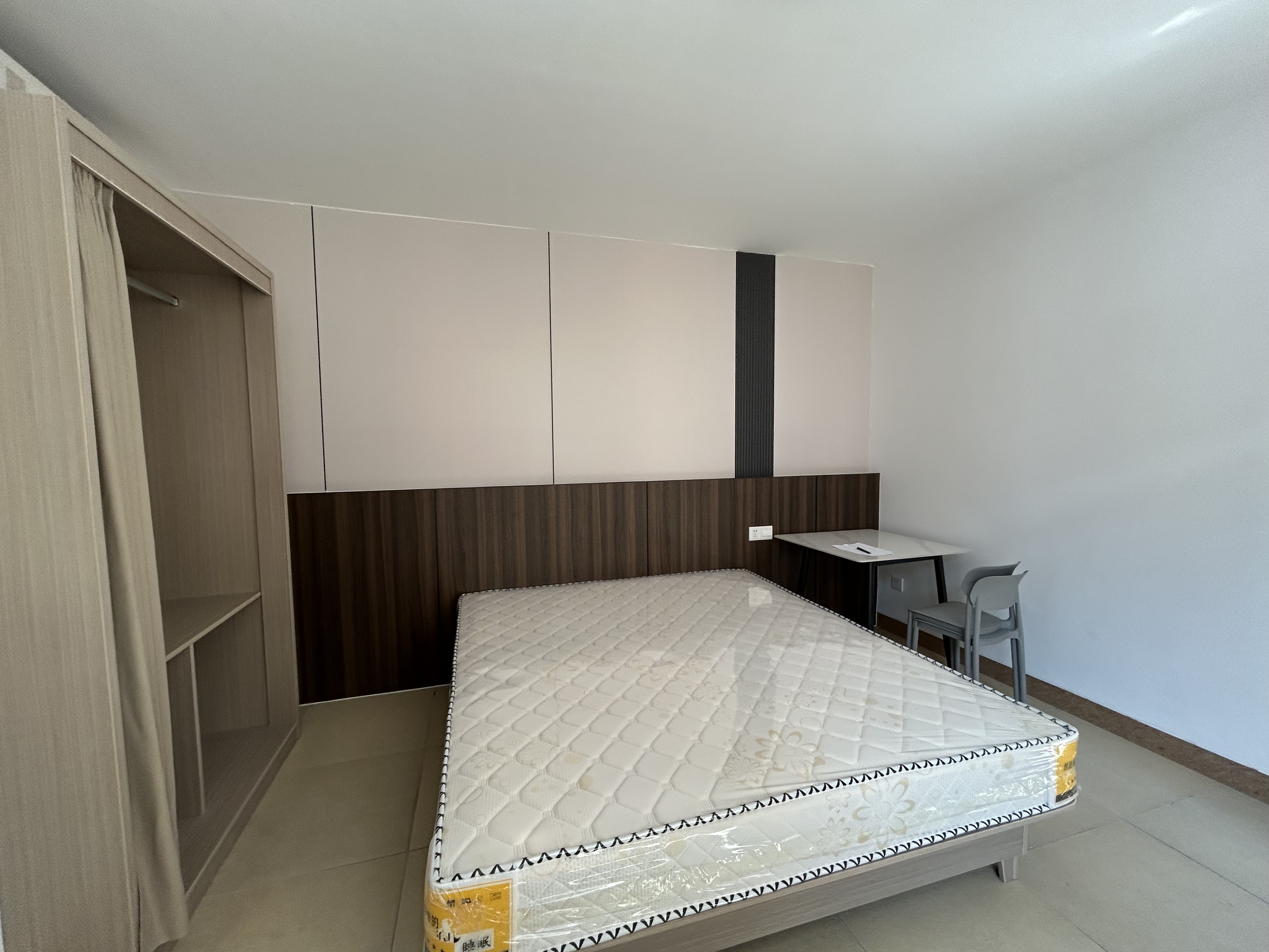 临轩阁公寓(龙湖)  1室0厅1卫    1280.0元/月 临轩阁公寓(龙湖)  1室0厅1卫    1280.0元/月室内图