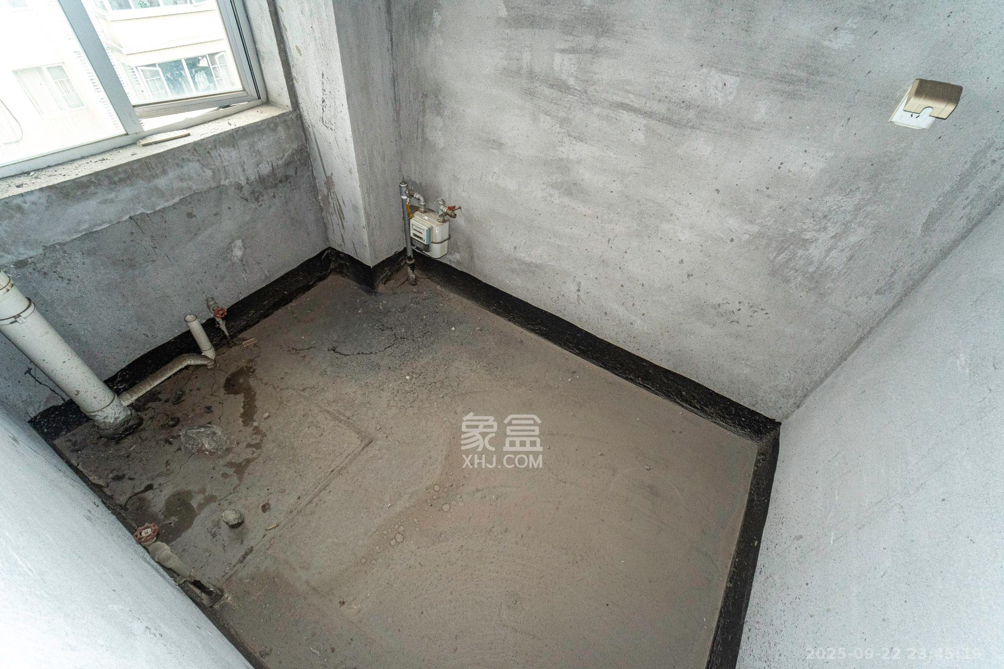 恒广国际物流园  2室2厅1卫    21.0万 恒广国际物流园  2室2厅1卫    21.0万厨房