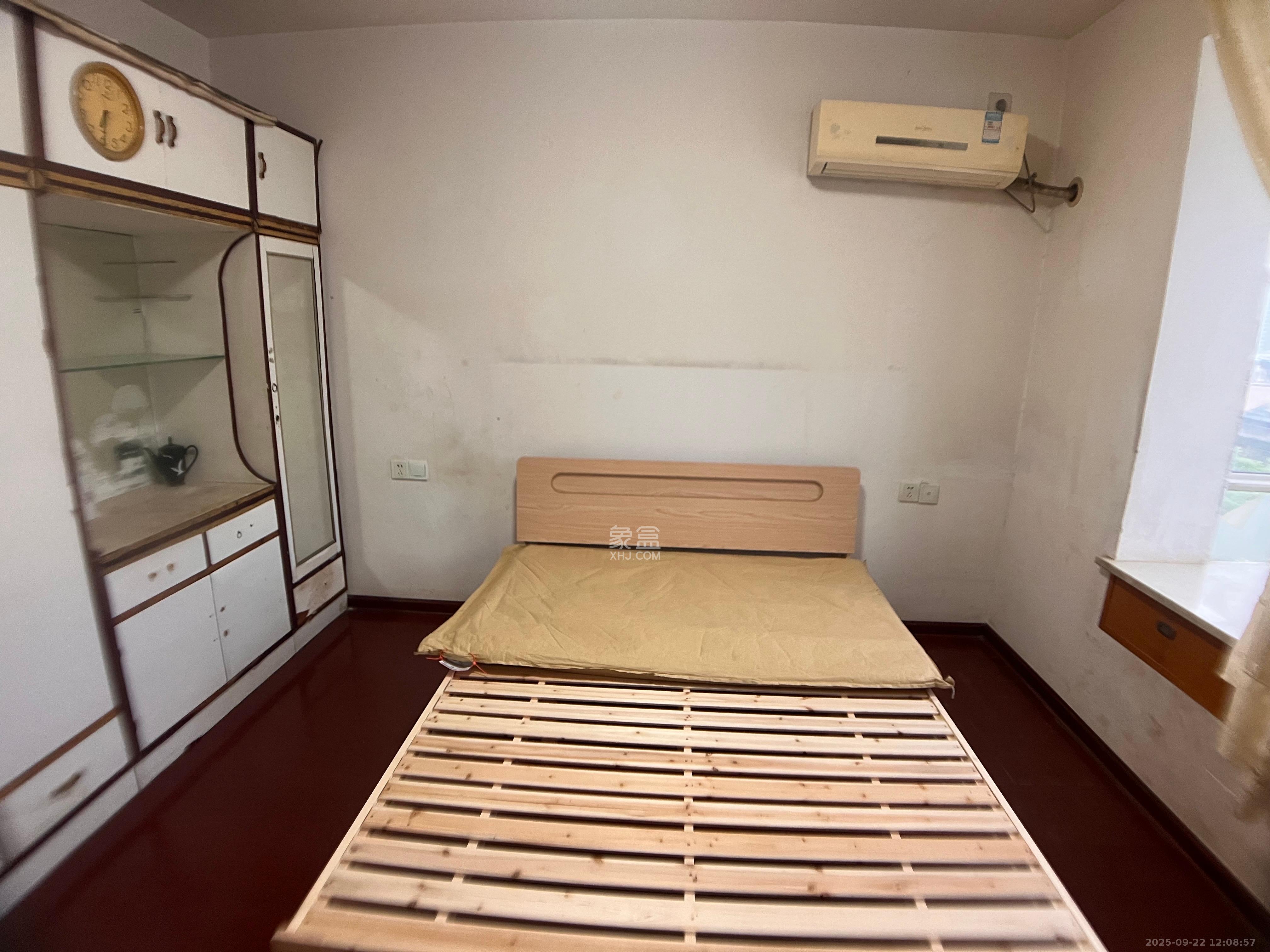 谷山乐园一期  2室2厅1卫    1450.0元/月 谷山乐园一期  2室2厅1卫    1450.0元/月室内图