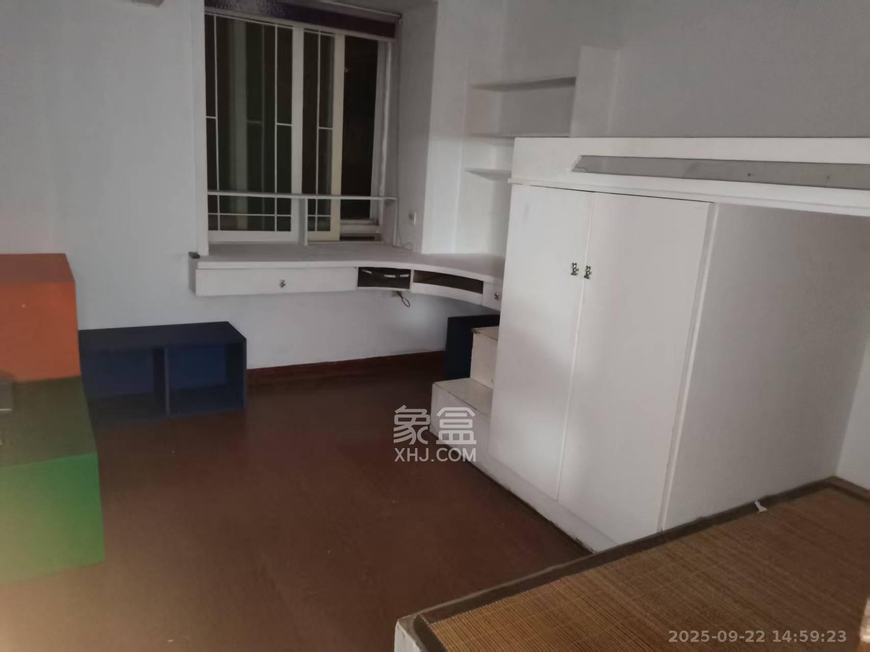 白沙家园（白沙欣苑）  4室2厅1卫    3300.0元/月室内图