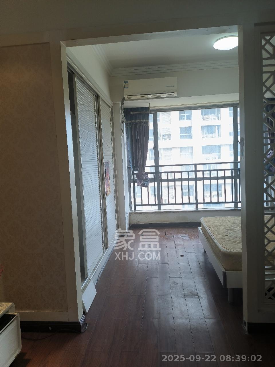 西子一间  1室1厅1卫    1600.0元/月室内图