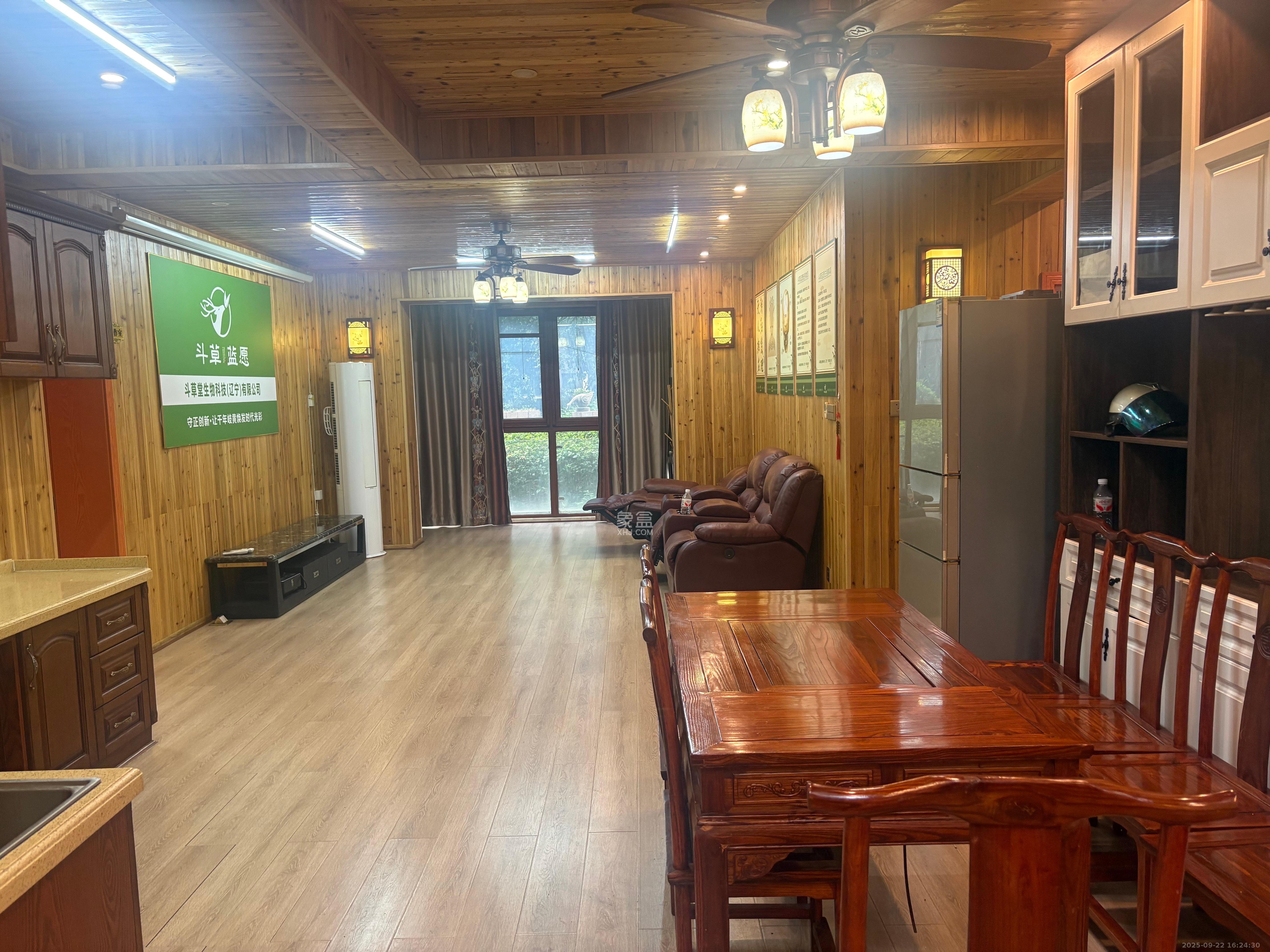 湘江世纪城聚江苑 3室2厅2卫 5600.0元/月 湘江世纪城聚江苑 3室2厅2卫 5600.0元/月室内图