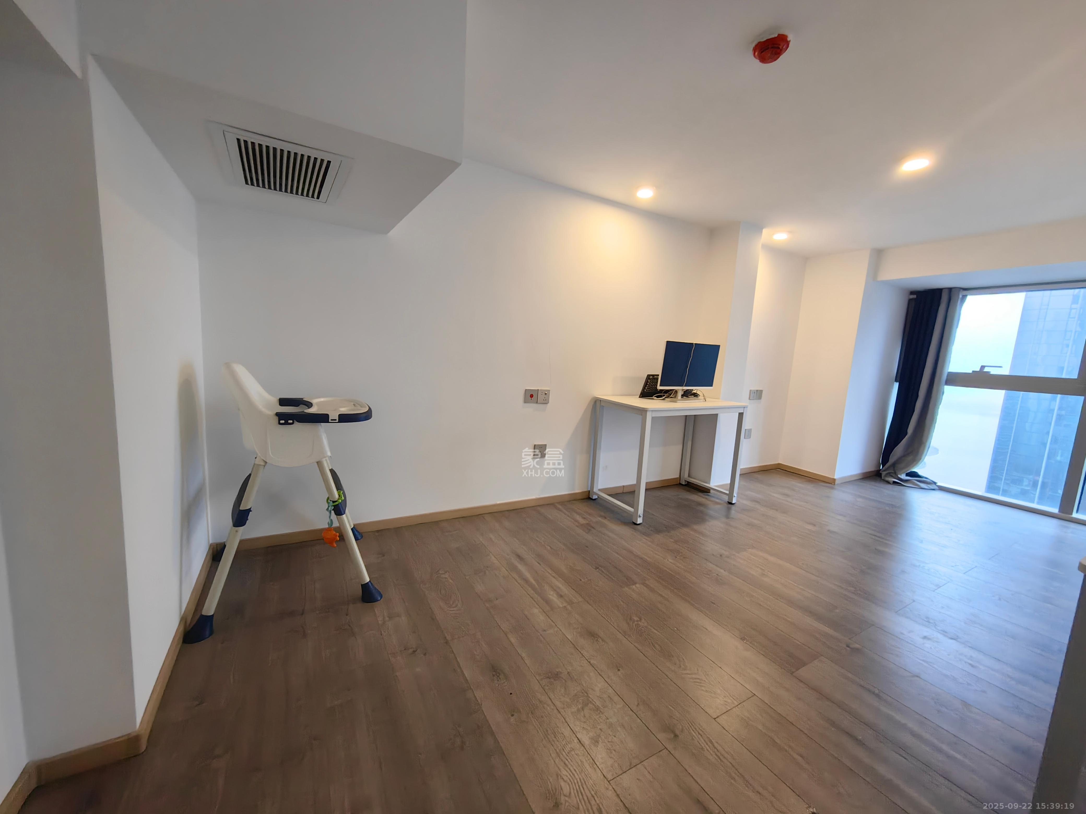 正荣梅溪紫阙台  2室1厅1卫    3000.0元/月室内图