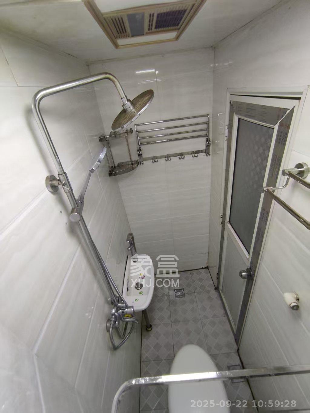 长沙理工大学教职工宿舍金盆岭住宅区（芙蓉路）  3室2厅1卫    2200.0元/月室内图