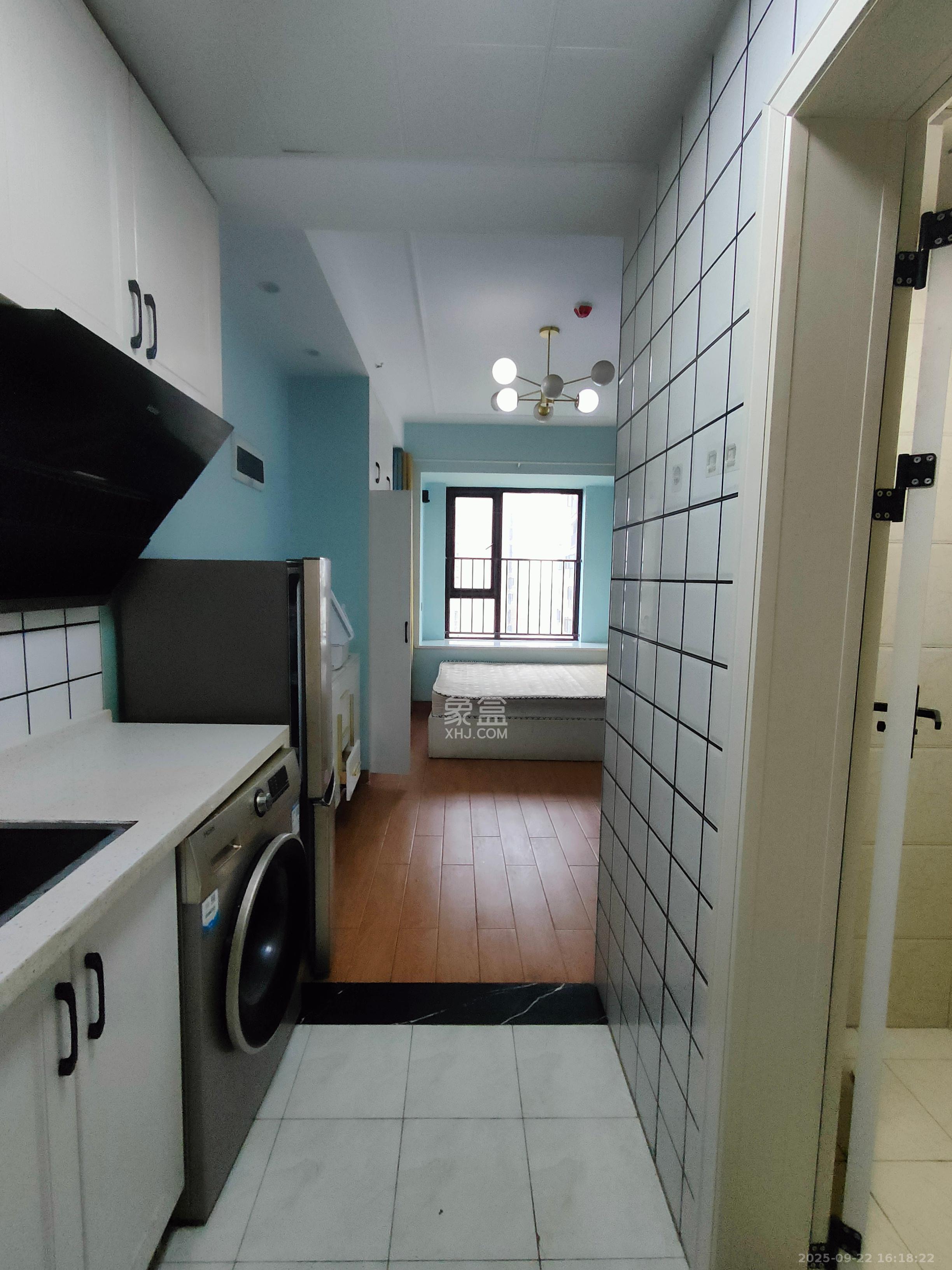 君合新城玺樾 1室1厅1卫 1100.0元/月 君合新城玺樾 1室1厅1卫 1100.0元/月室内图